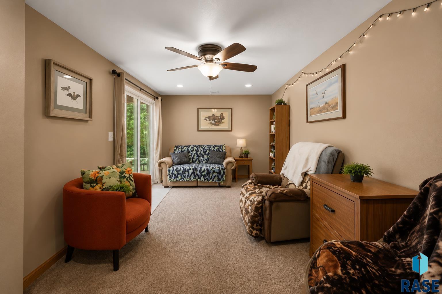 2104 E Tricia Ln