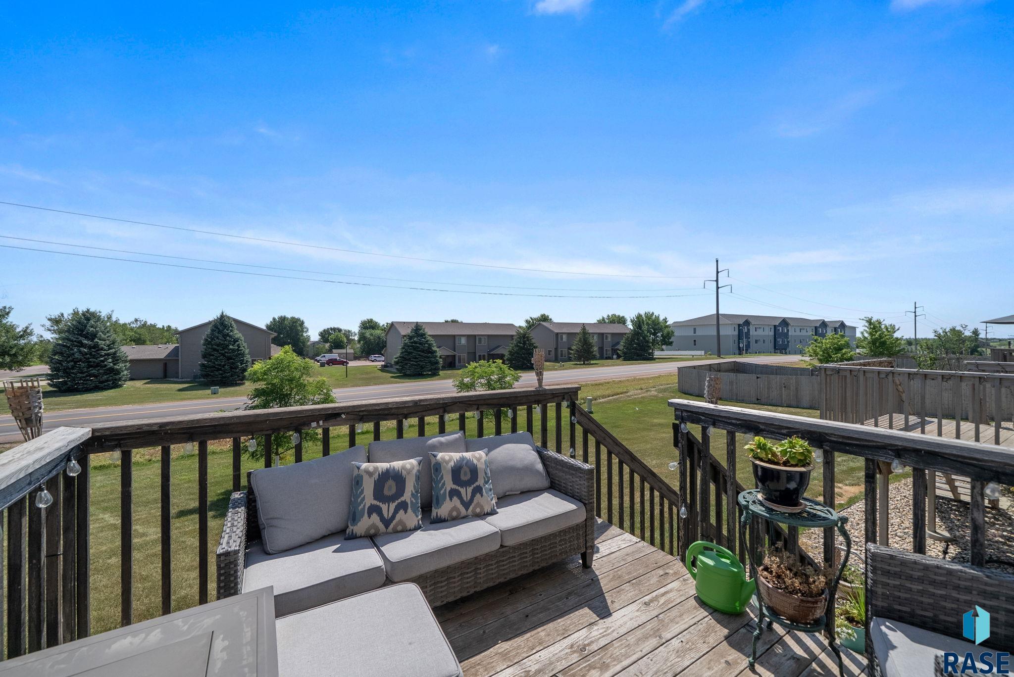 4205 N Knob Hill Ct