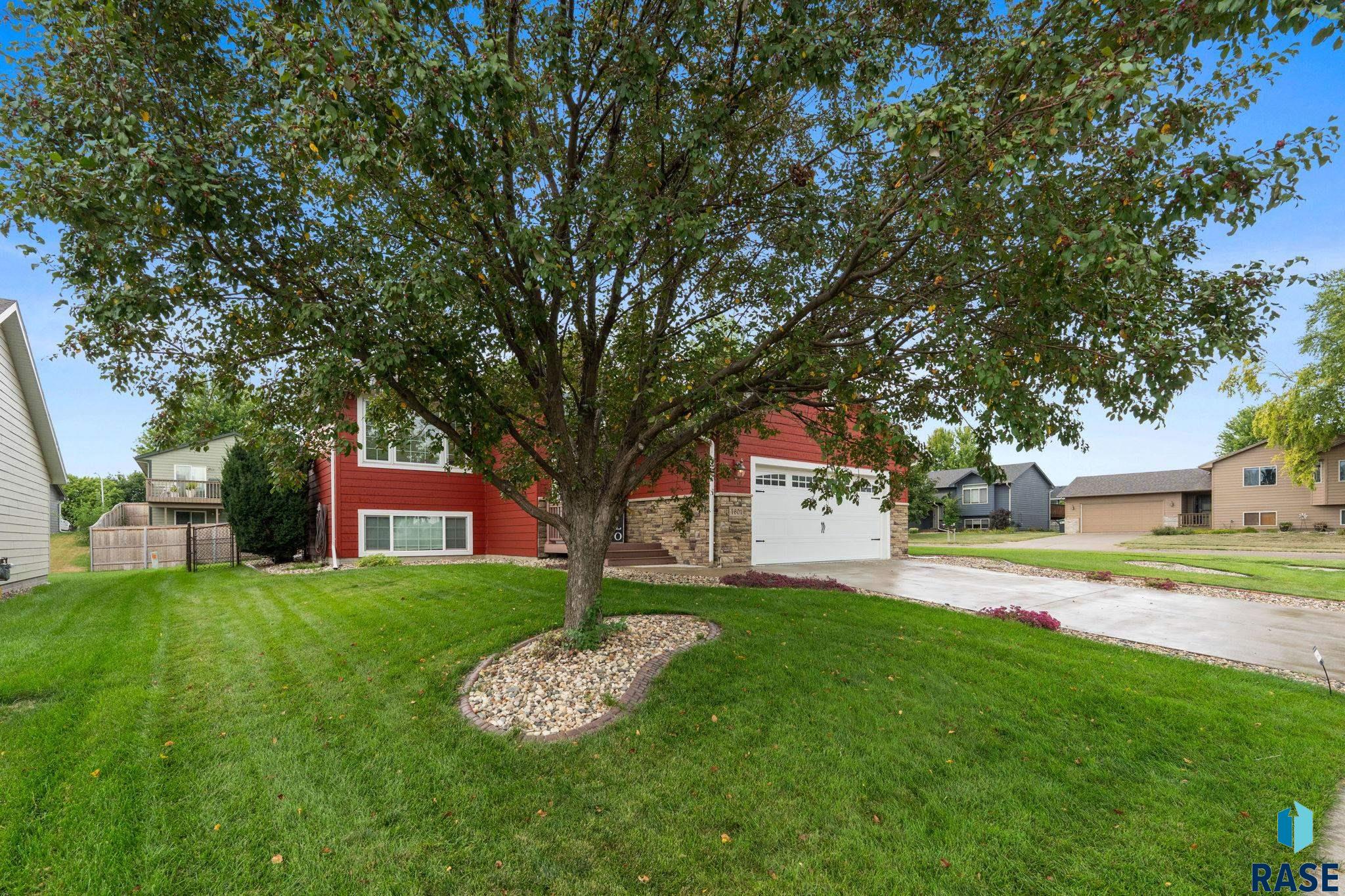 4601 S Equity Dr