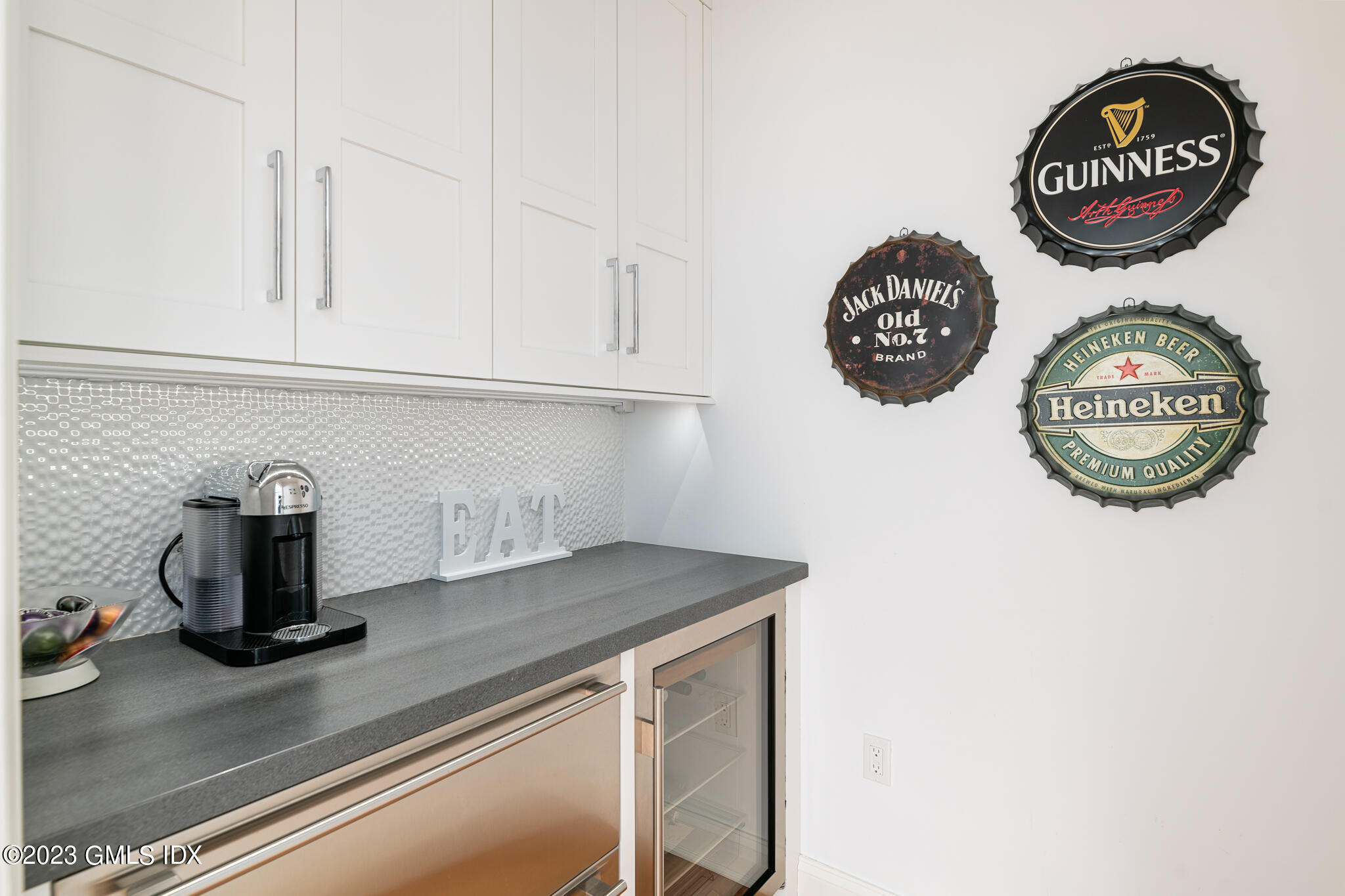 23 Hillcrest Park Road