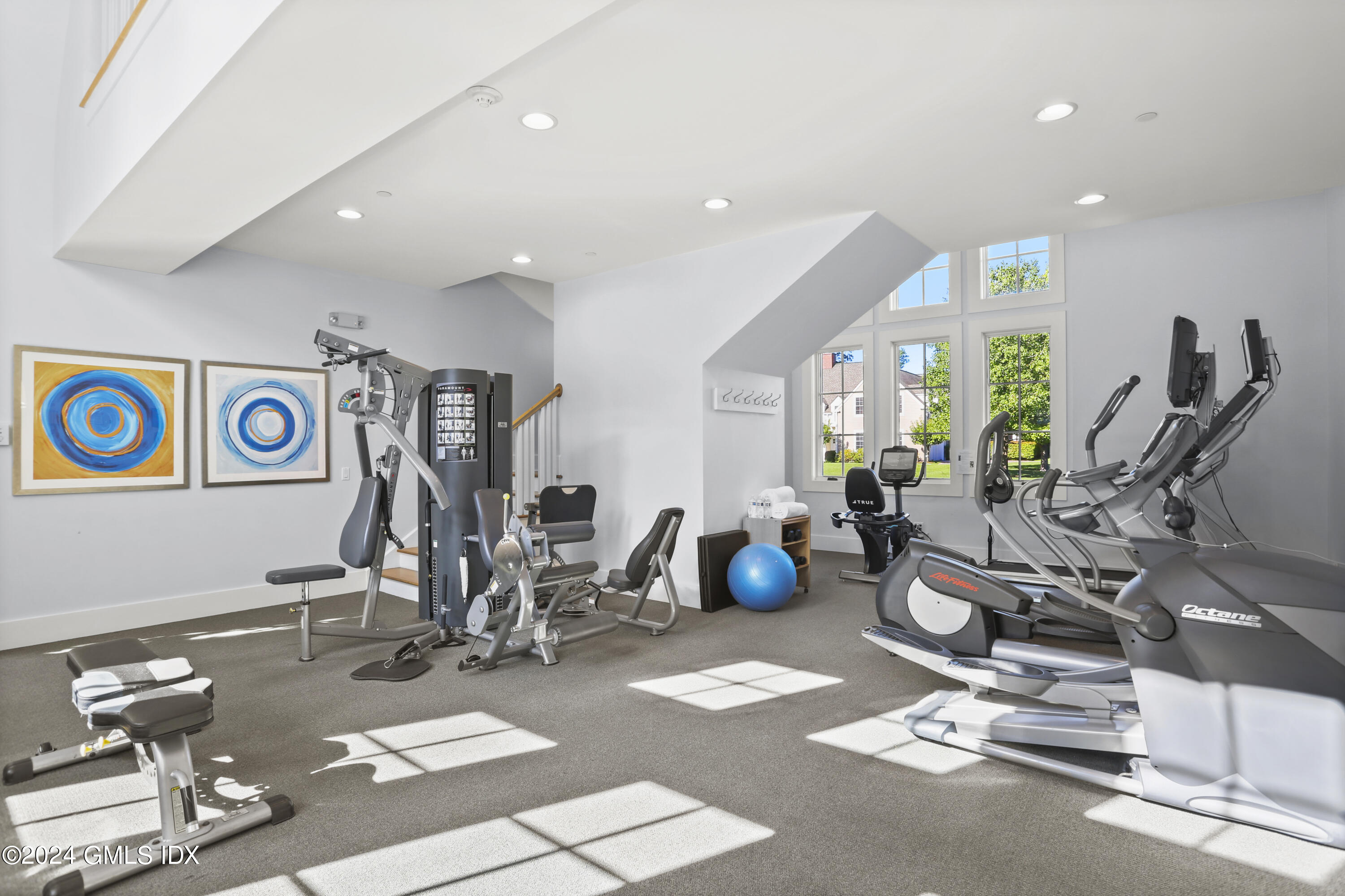 77 Havemeyer Lane, 31