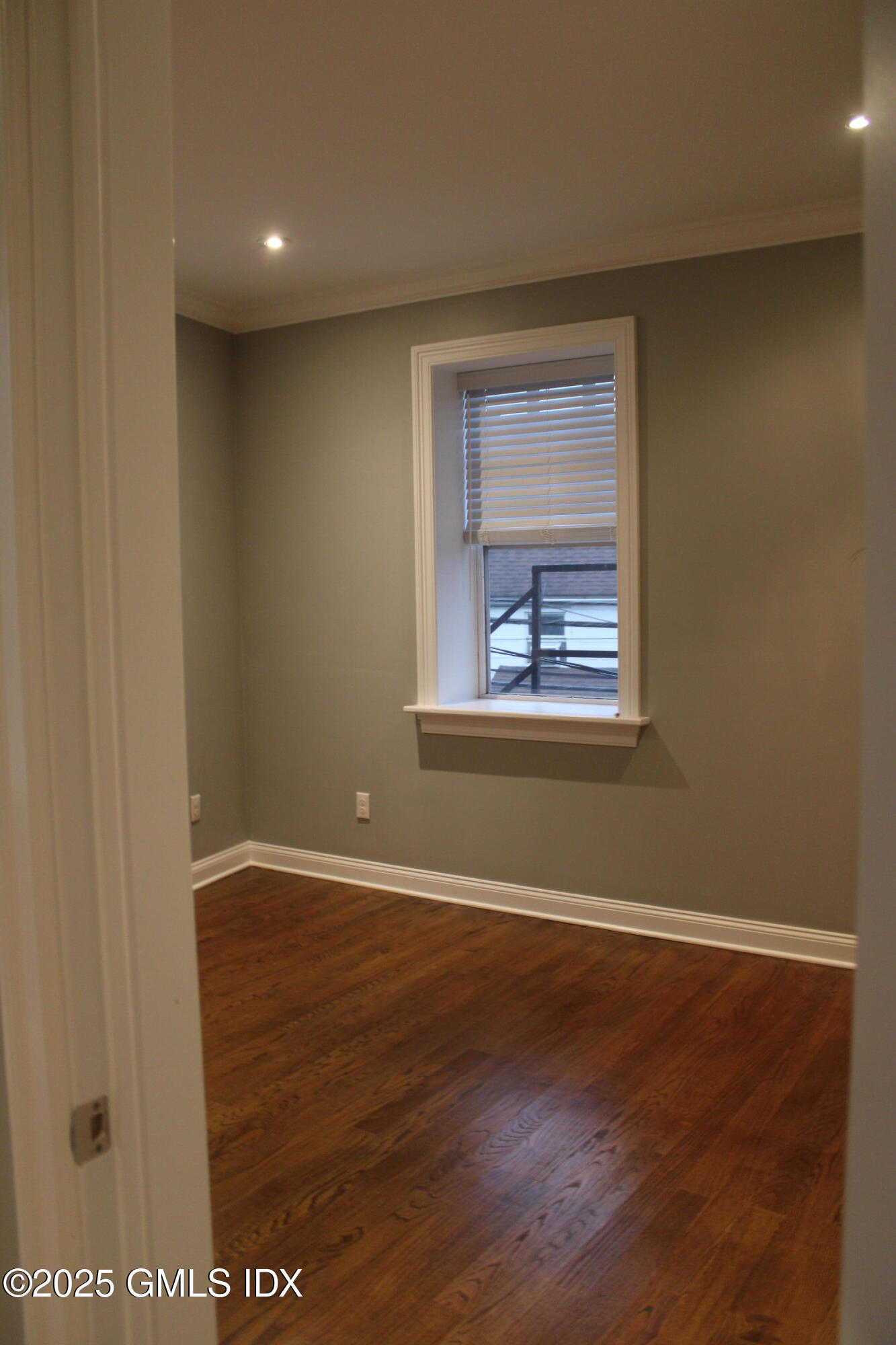 97 Bruce Park Avenue, 2A