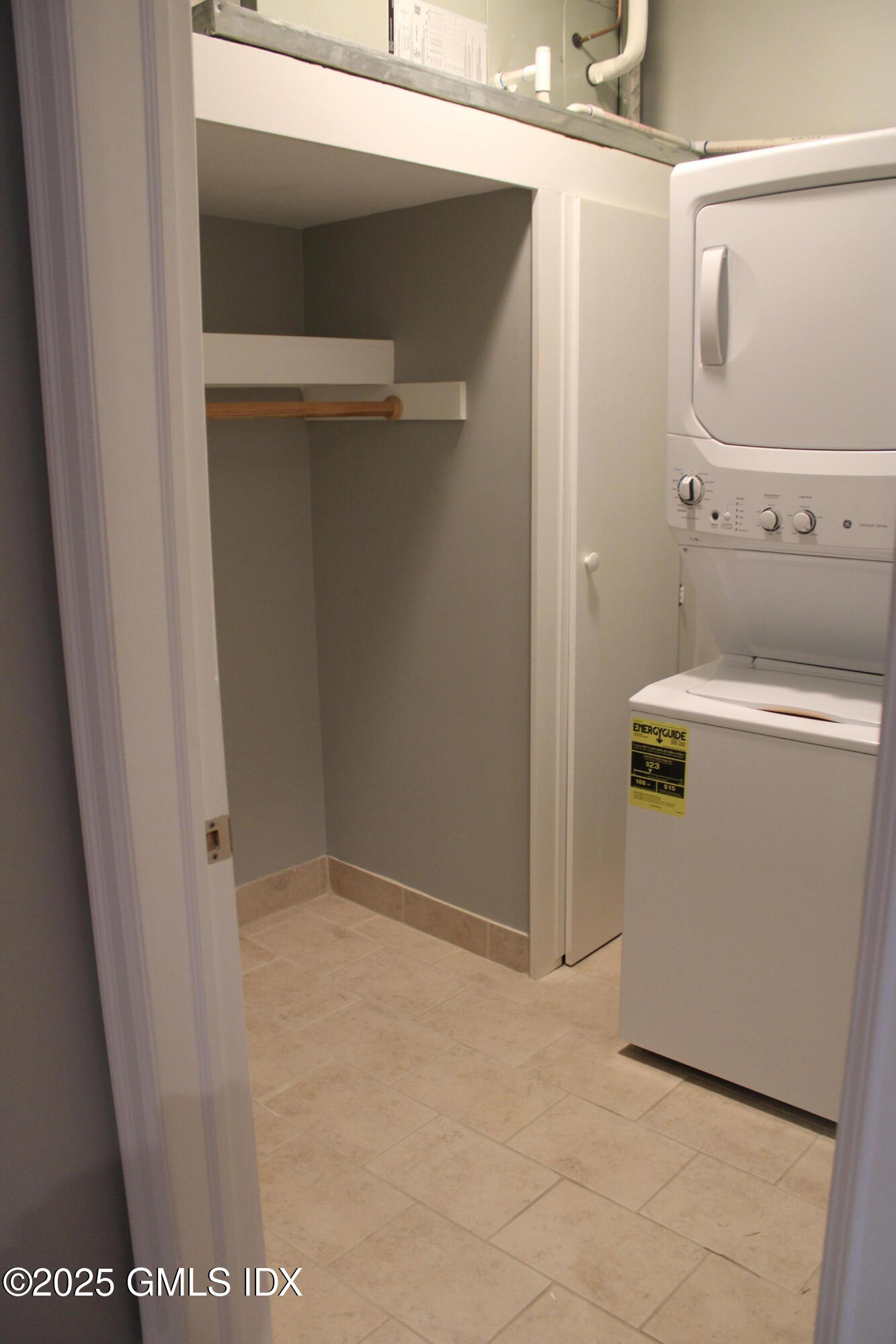 97 Bruce Park Avenue, 2A