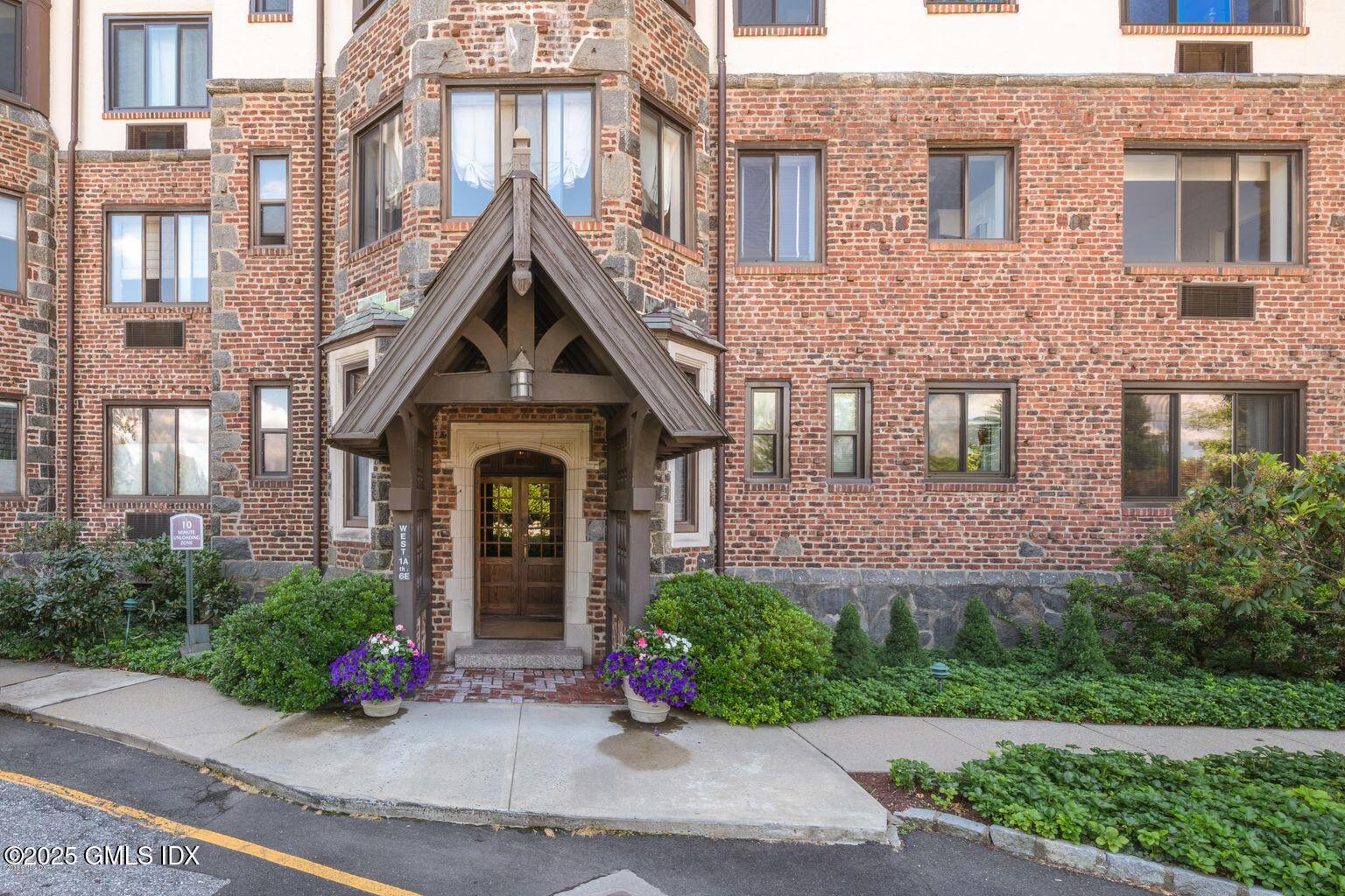 47 Lafayette Place, 4D