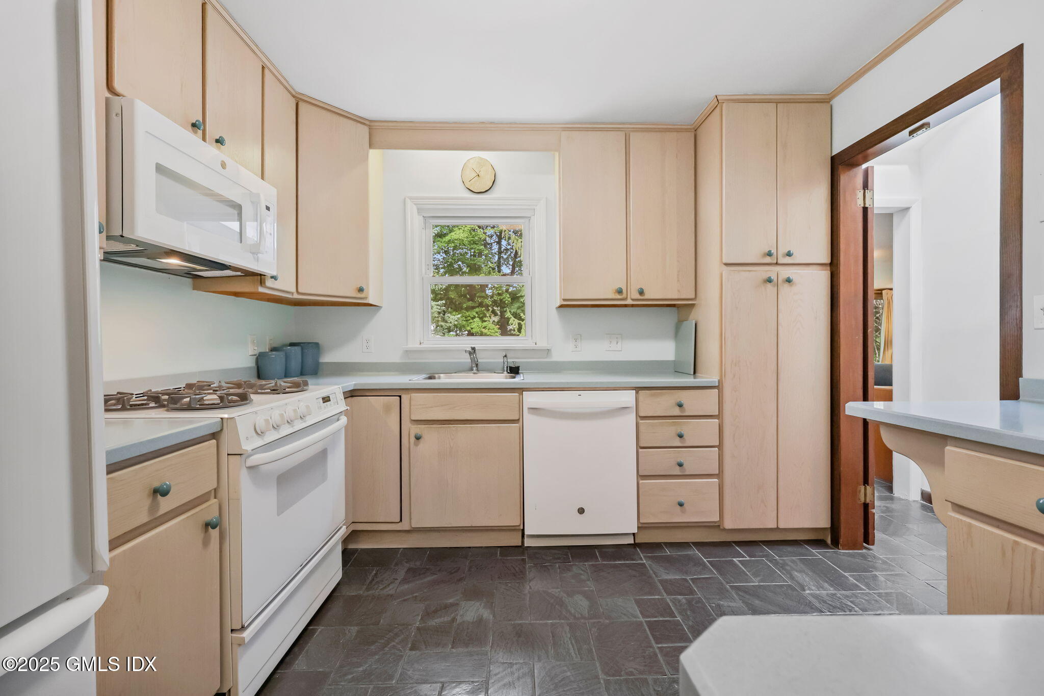 23 Silver Beech Road