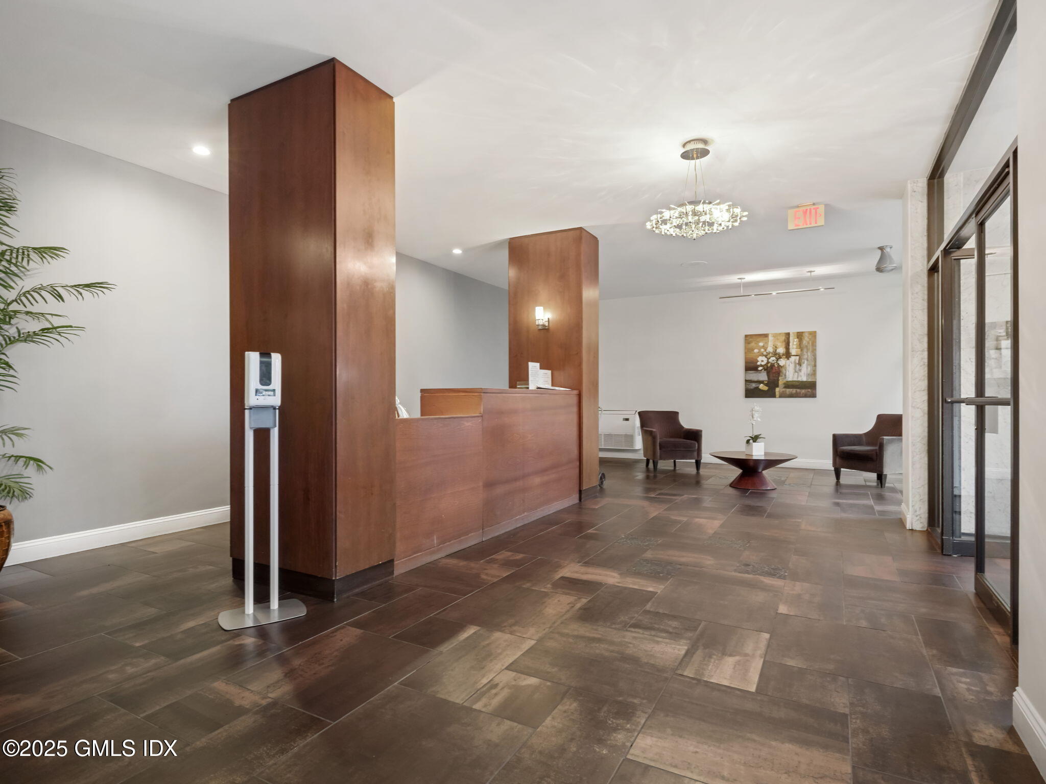 50 GLENBROOK Road, 4B