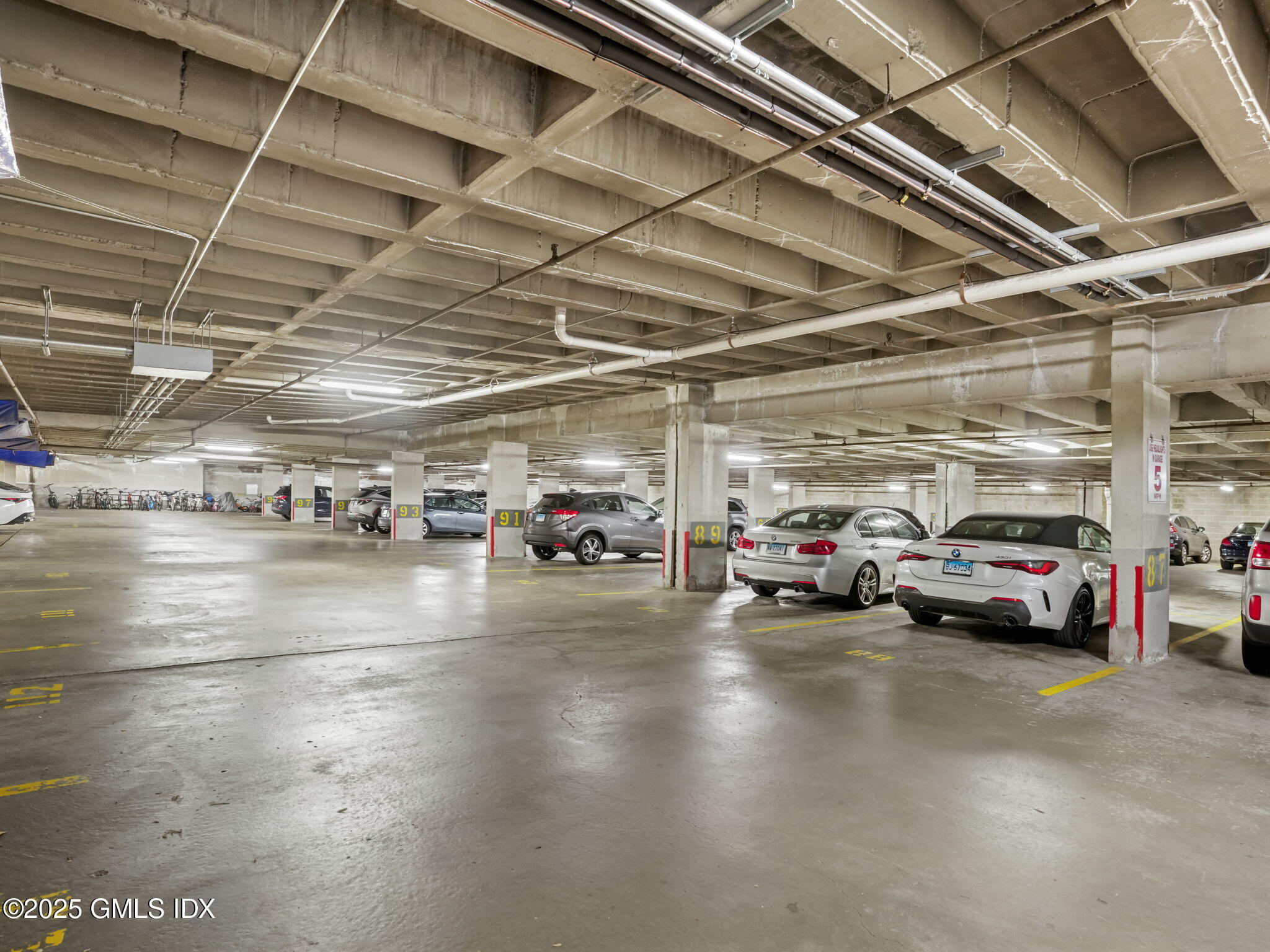 50 GLENBROOK Road, 4B