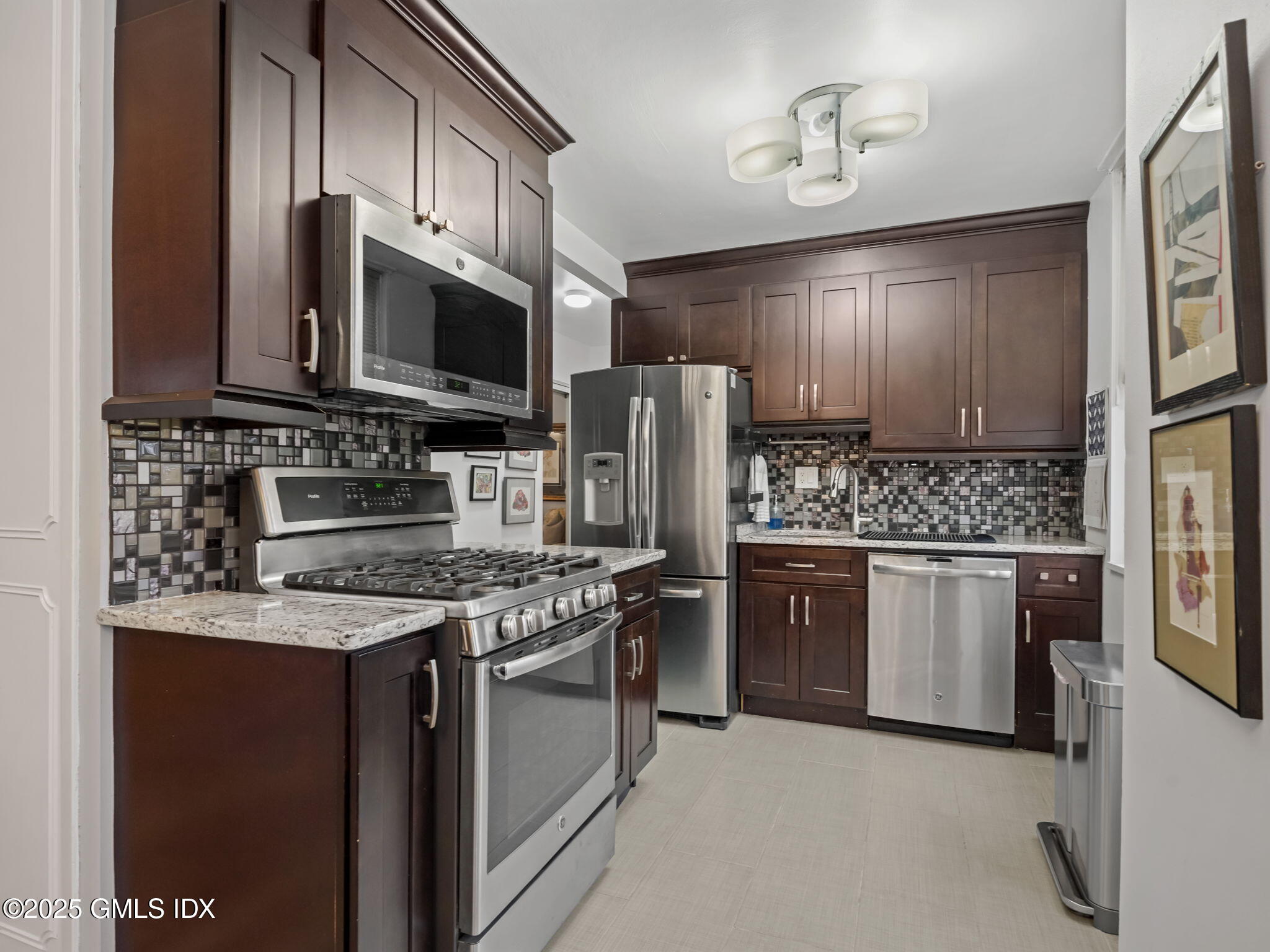 50 GLENBROOK Road, 4B