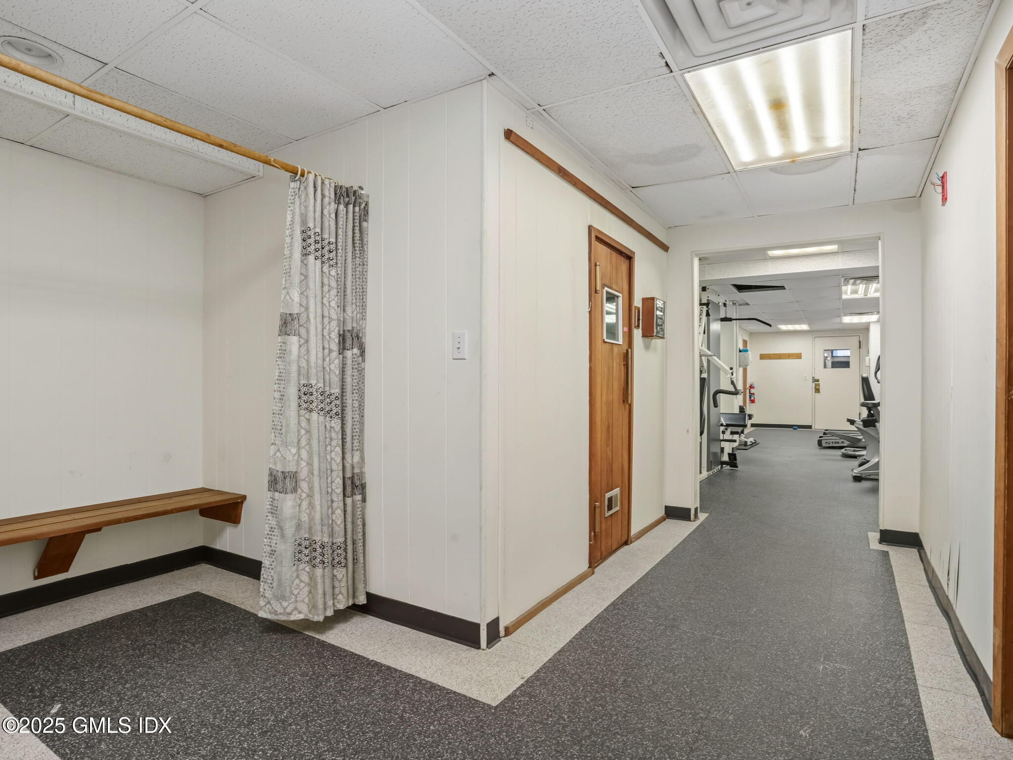 50 GLENBROOK Road, 4B