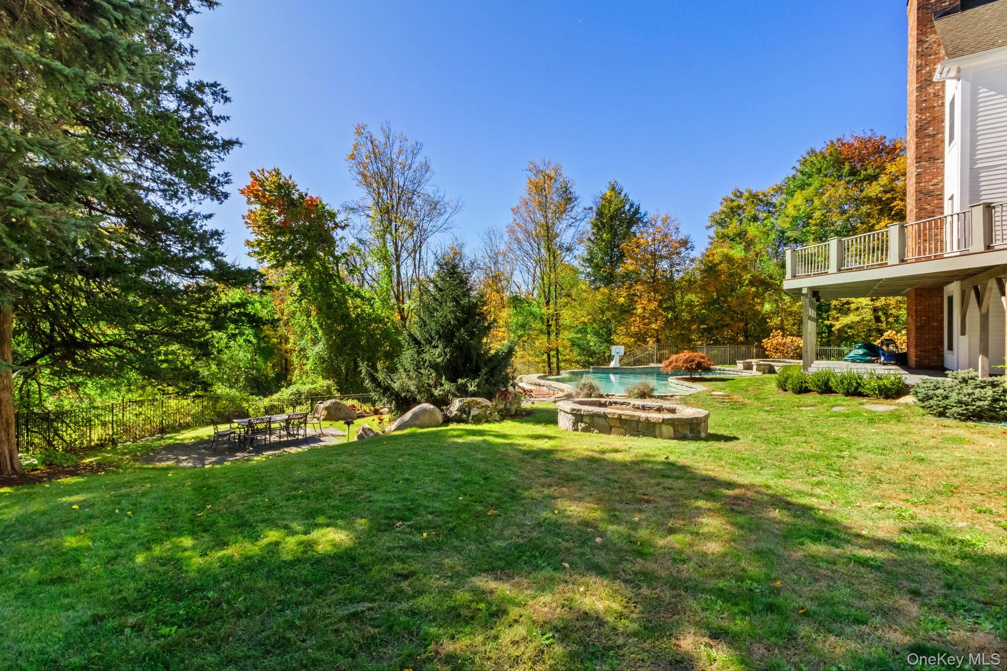 496 Long Ridge Road
