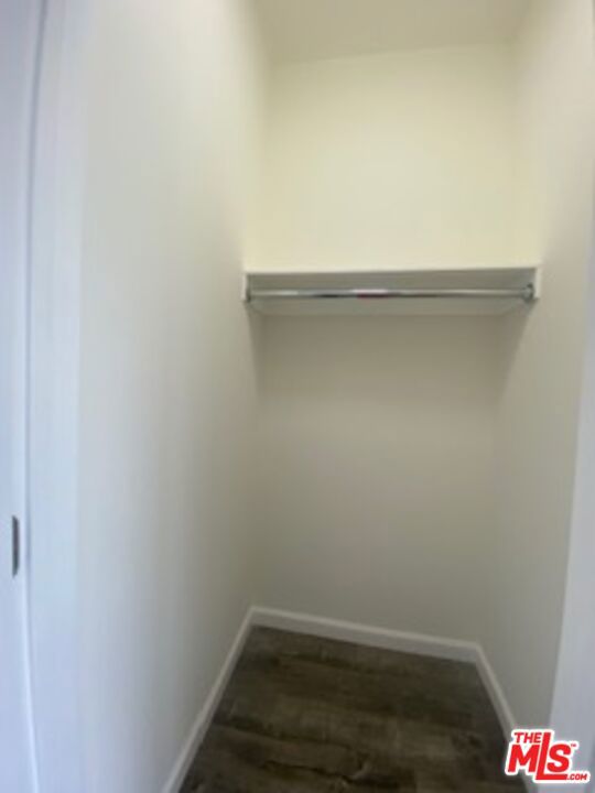 814 S Hobart Boulevard 306