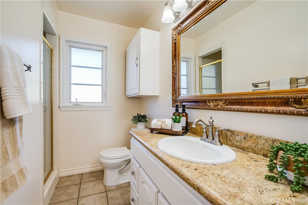 17342 San Fernando Mission Boulevard