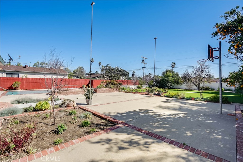 17342 San Fernando Mission Boulevard