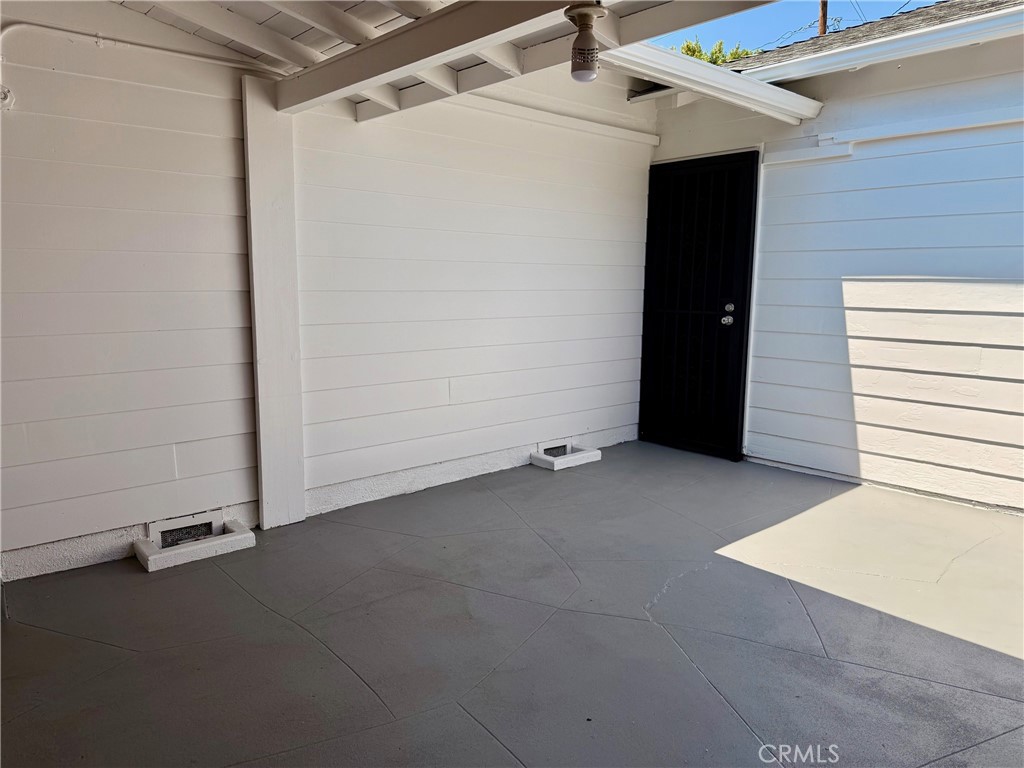 301 W Hillsdale Street