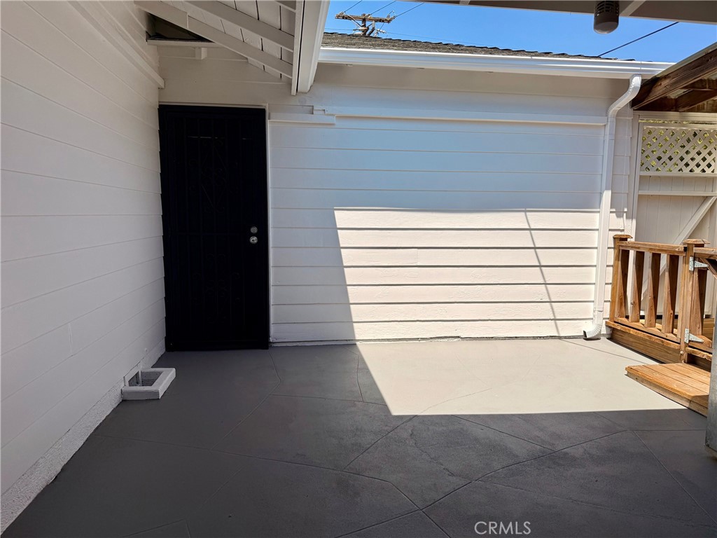 301 W Hillsdale Street