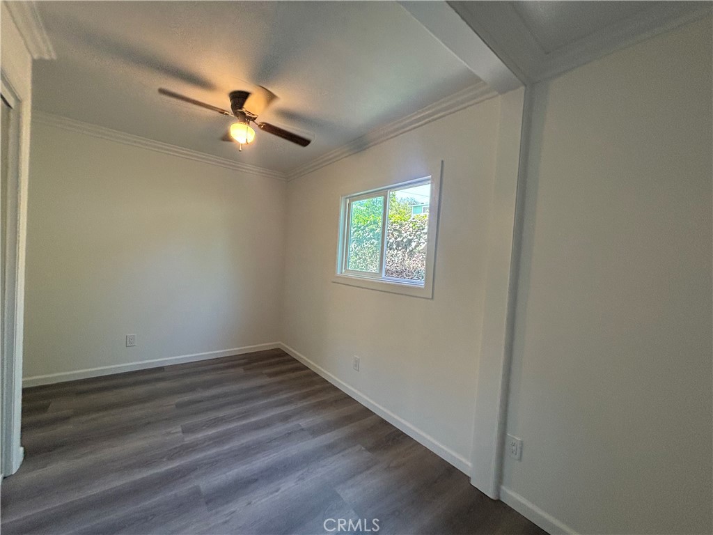 440 1/2 Redfield Ave