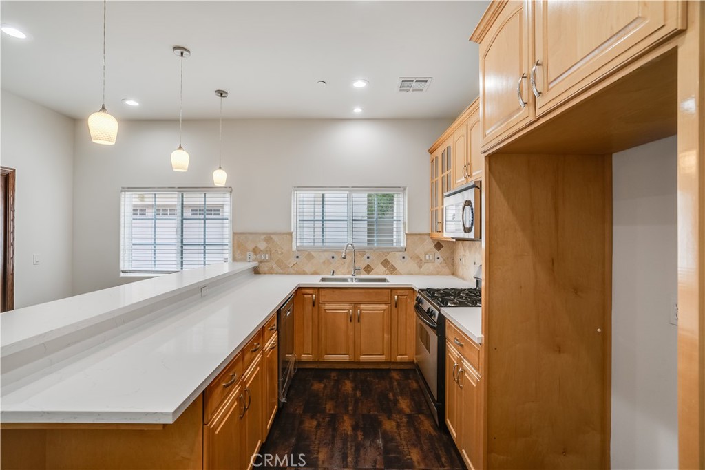 524 W Elk Ave