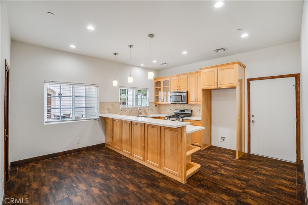 524 W Elk Ave
