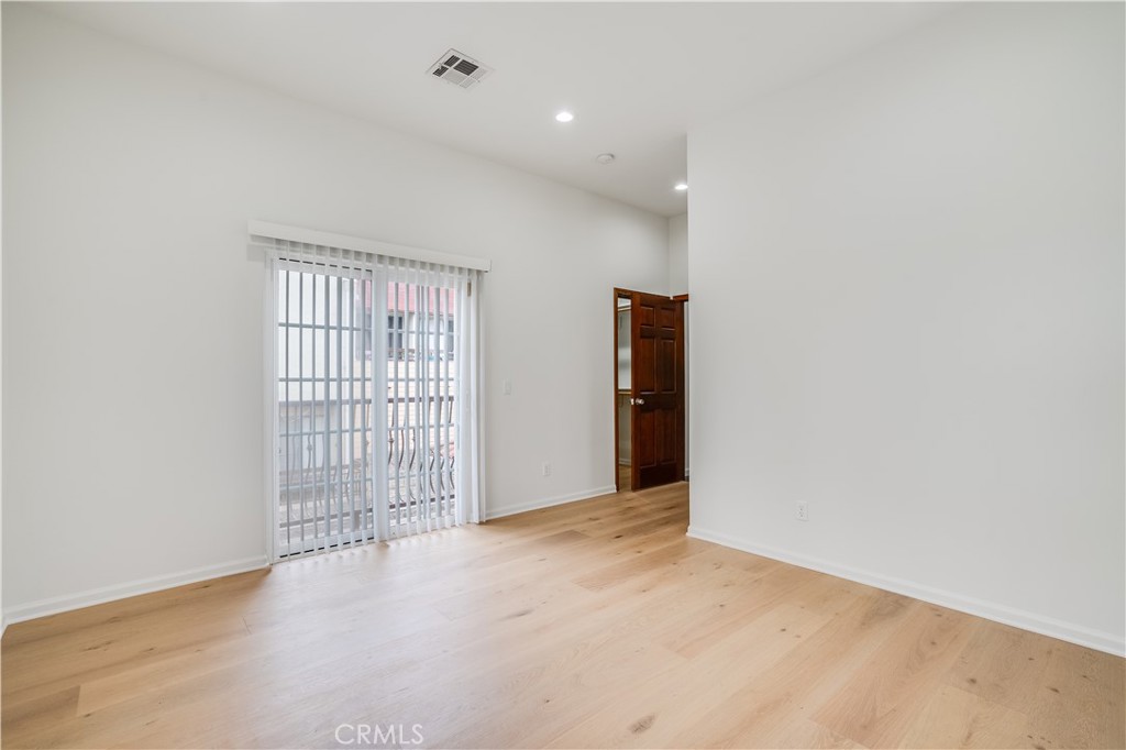 524 W Elk Ave