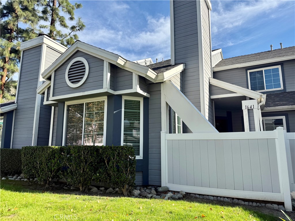 1641 Dimas Ct