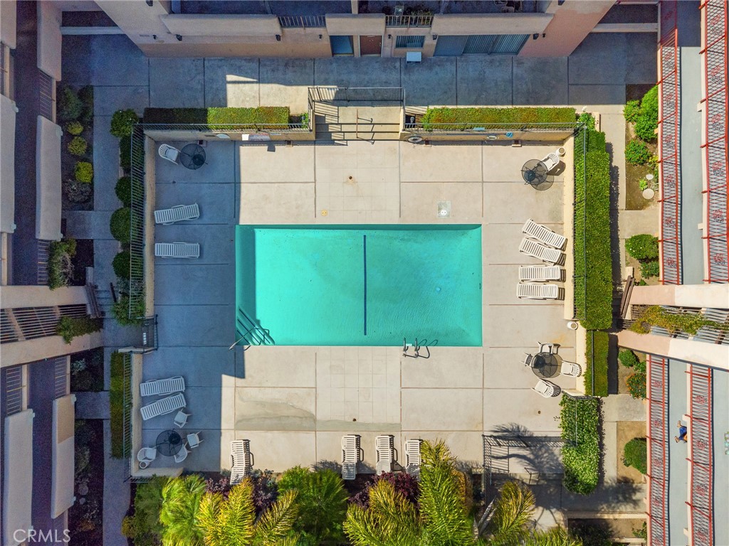 17000 Burbank Boulevard 110