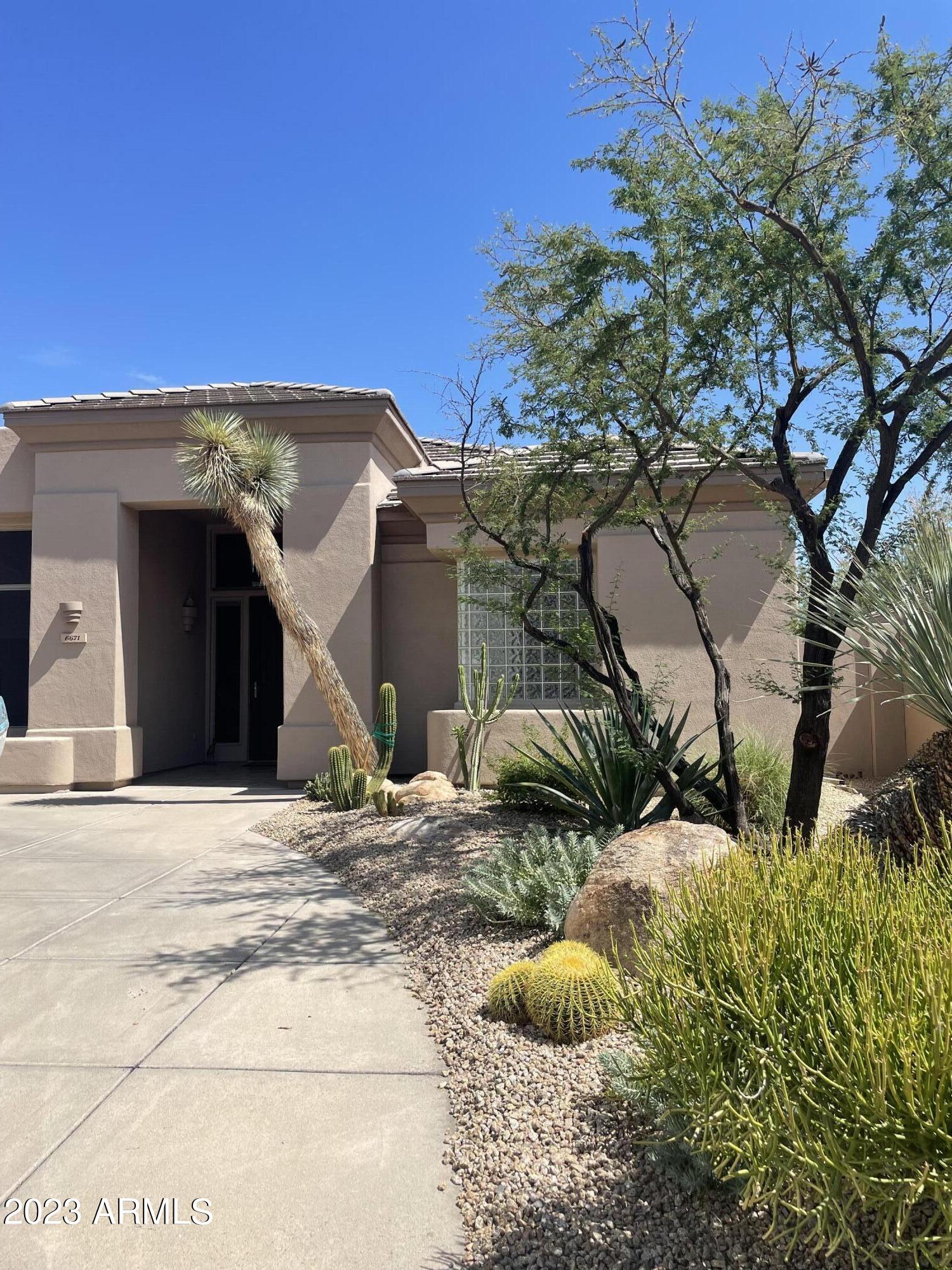 6671 E WHISPERING MESQUITE Trail