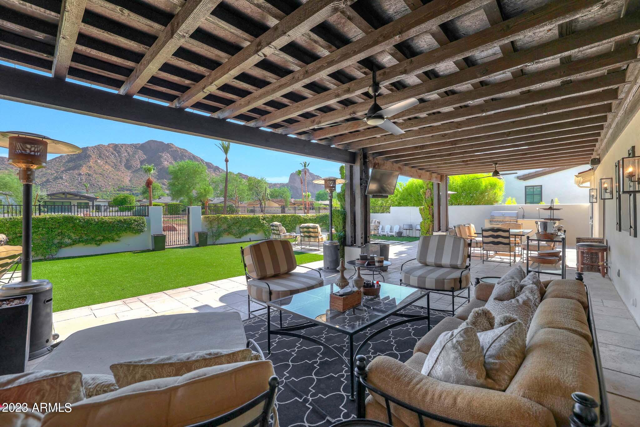 5635 E LINCOLN Drive Unit: 62