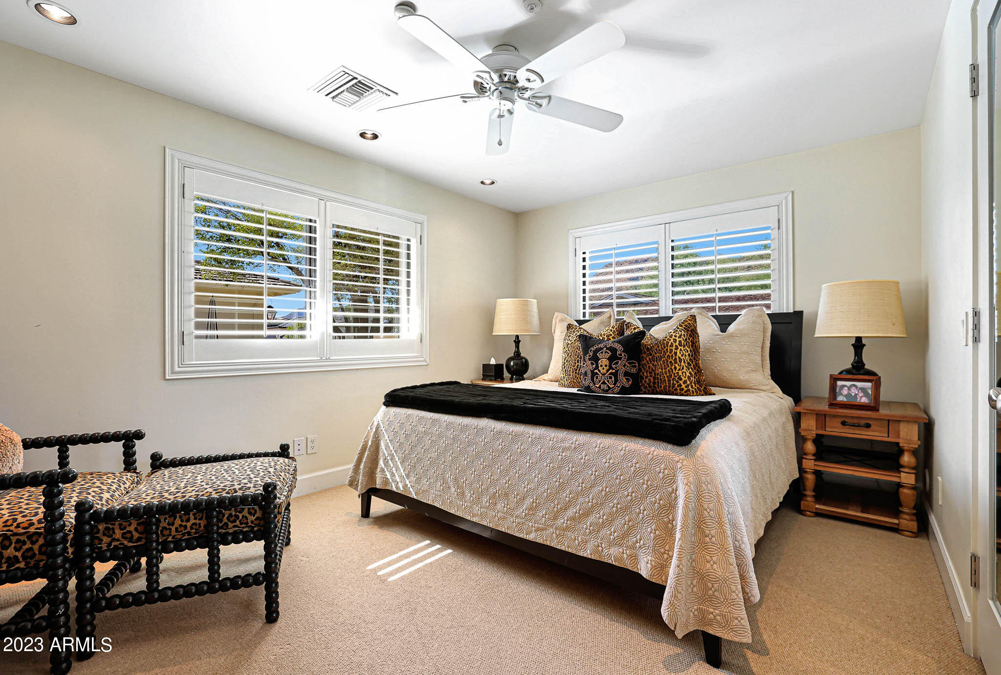 5635 E LINCOLN Drive Unit: 62