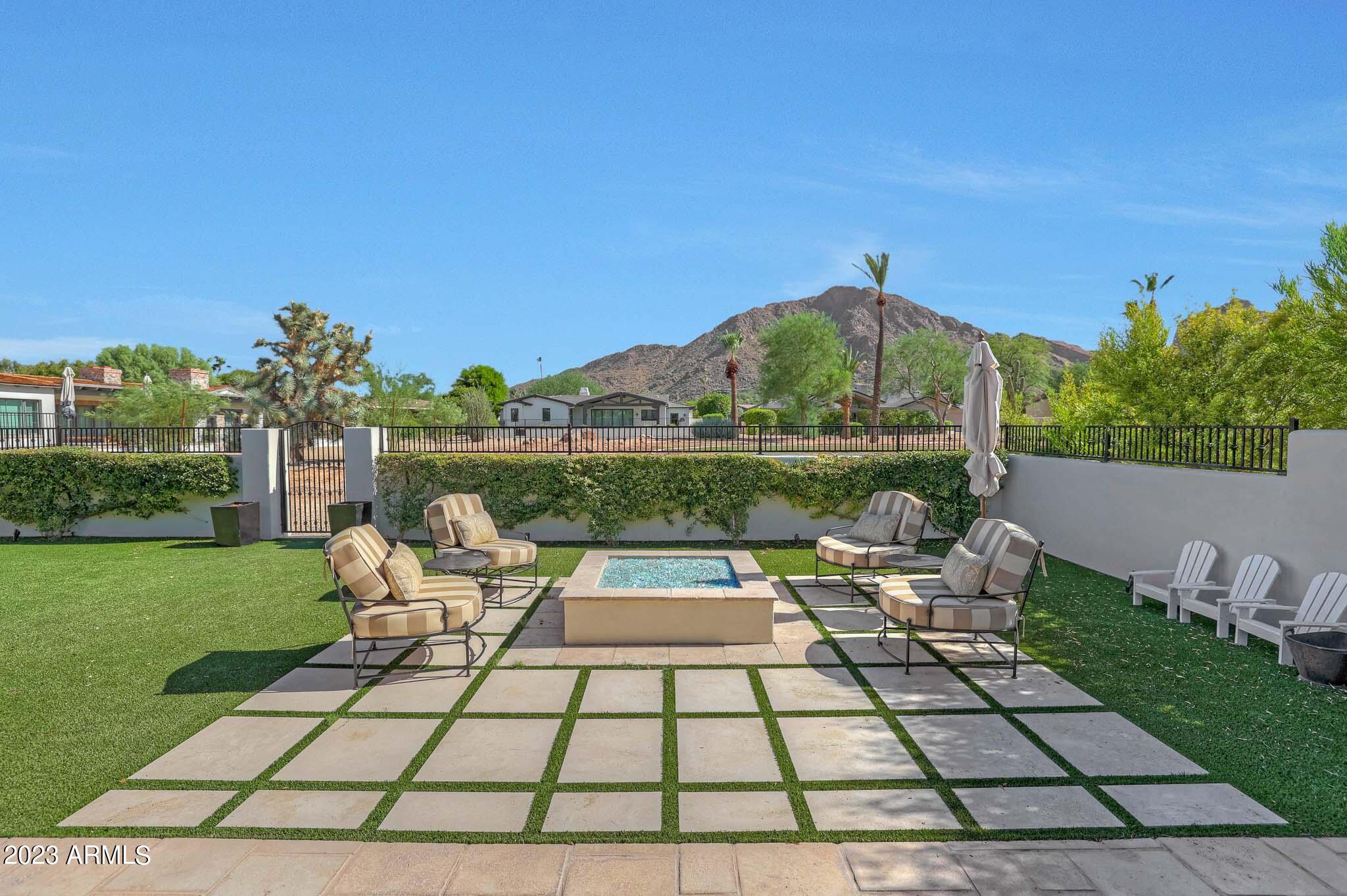 5635 E LINCOLN Drive Unit: 62