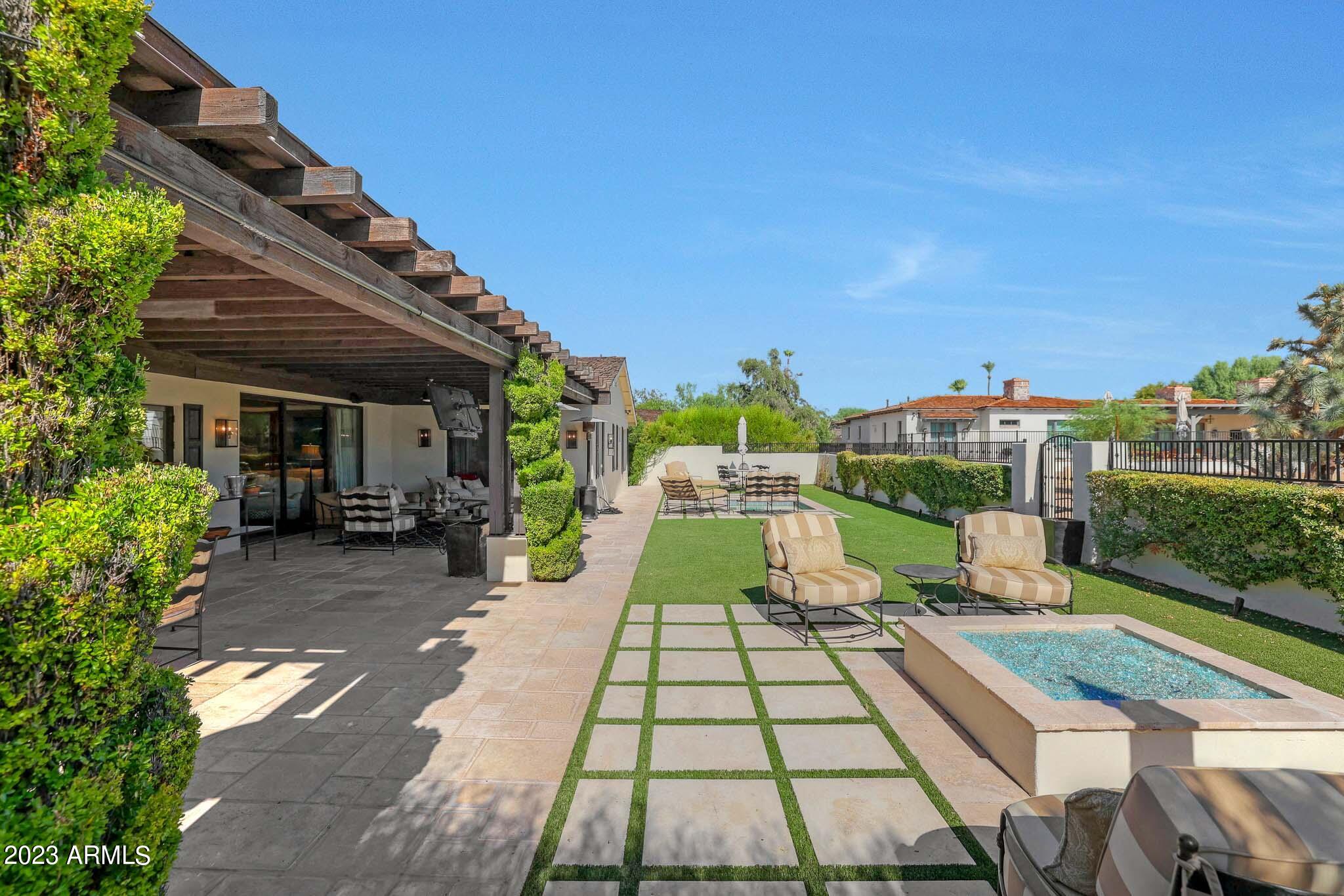 5635 E LINCOLN Drive Unit: 62