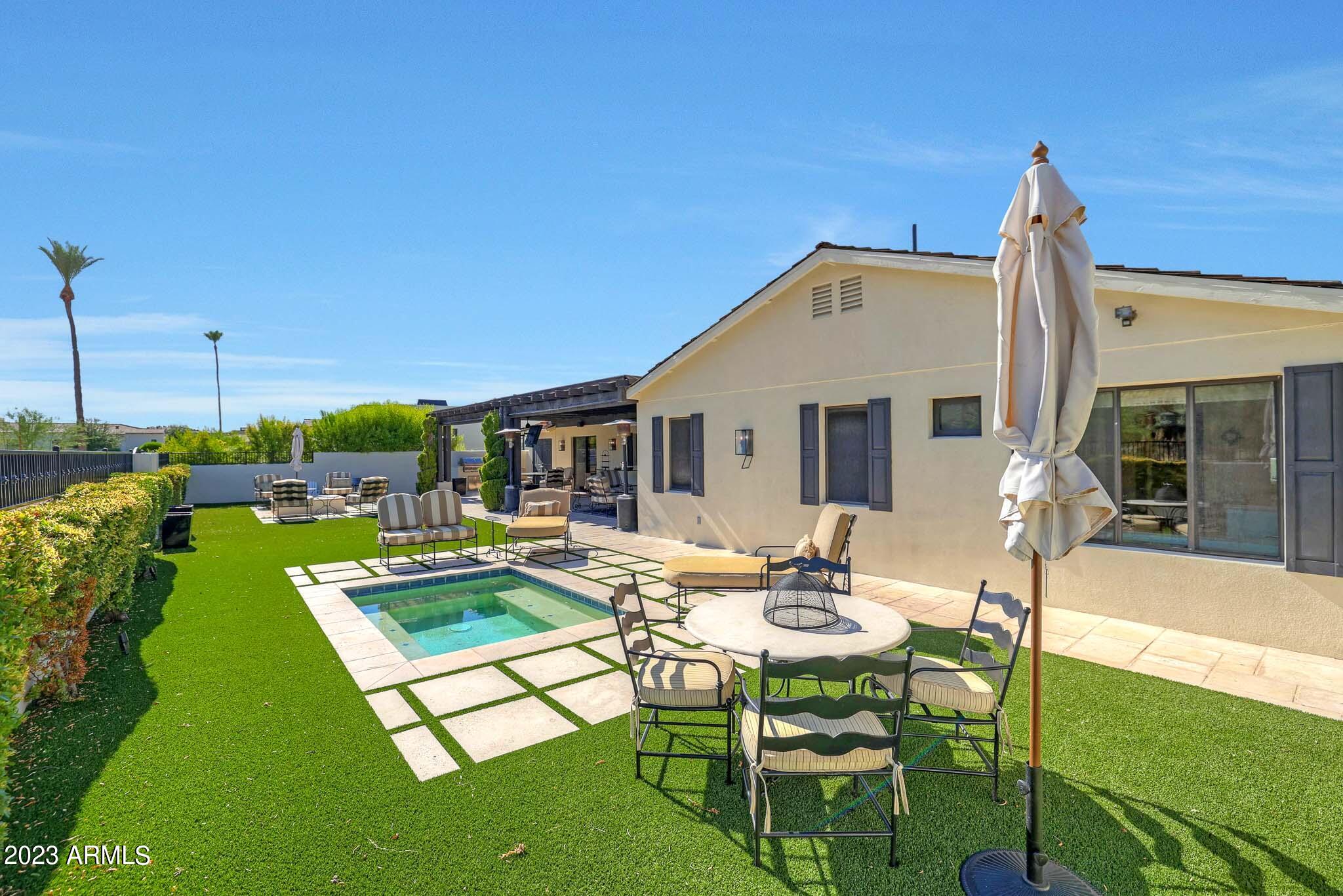 5635 E LINCOLN Drive Unit: 62