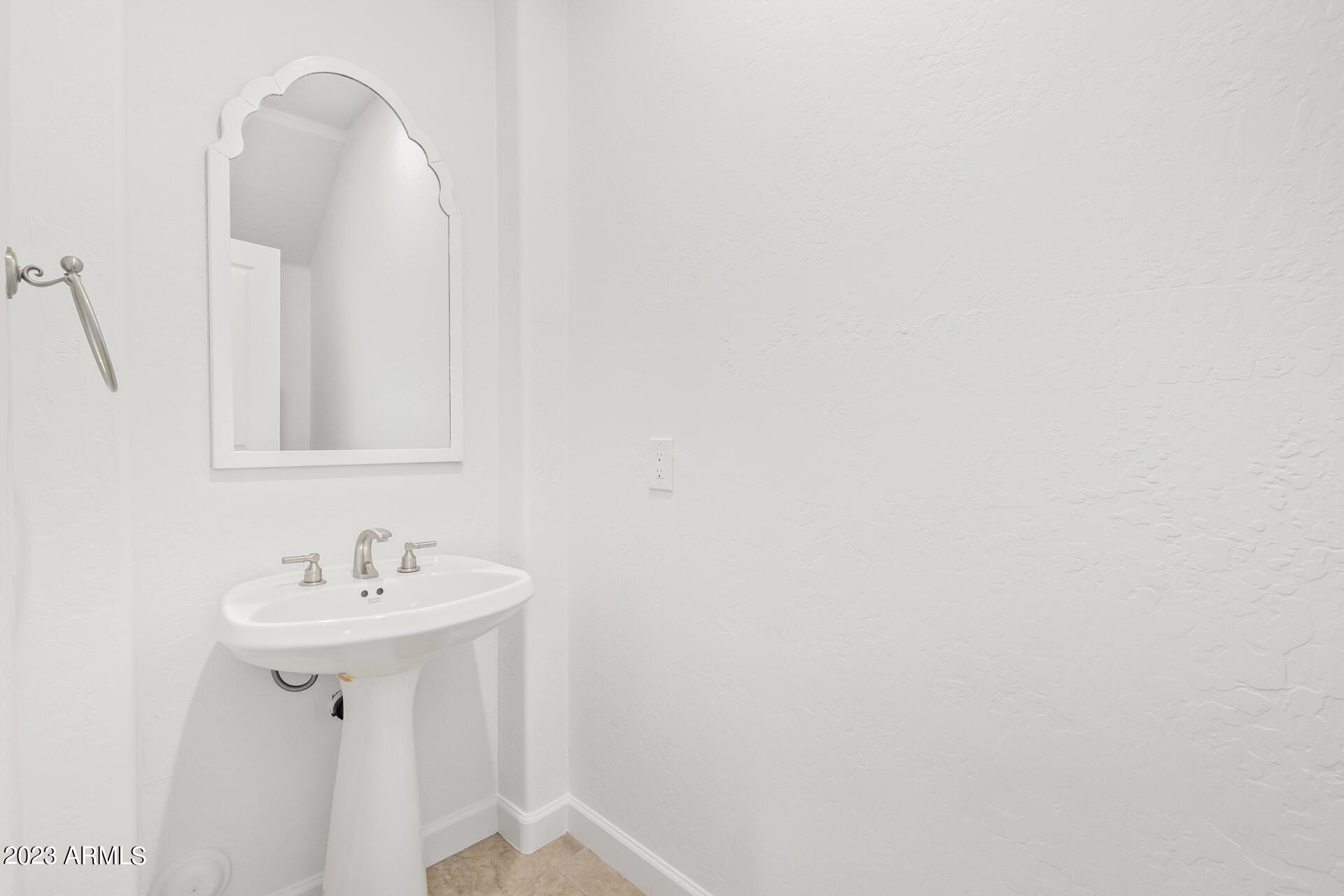 20802 N GRAYHAWK Drive # 1071