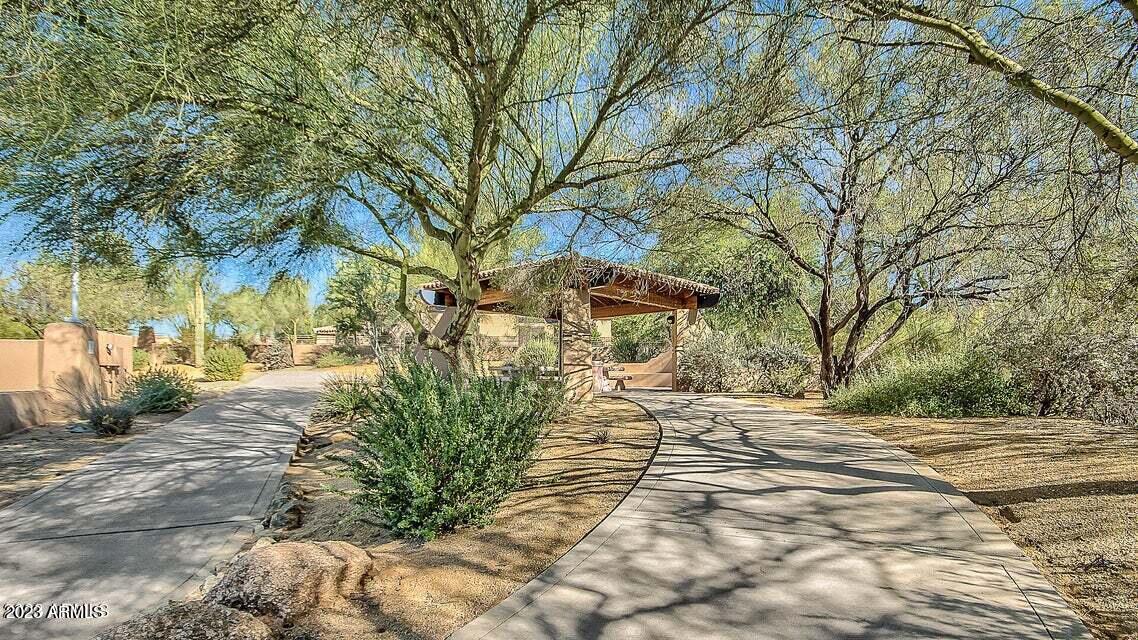 20802 N GRAYHAWK Drive # 1071