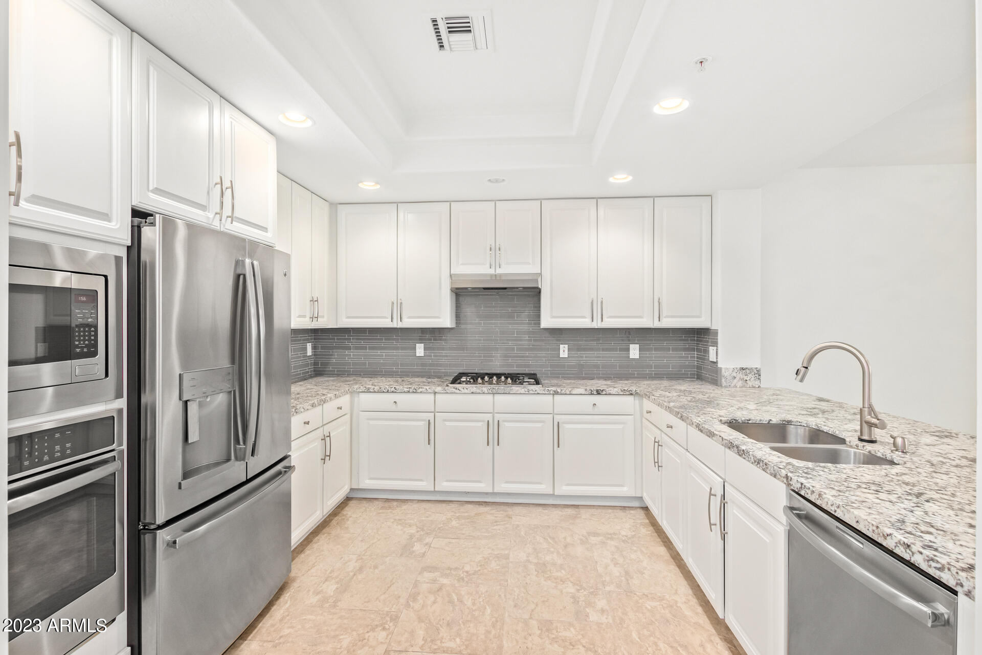 20802 N GRAYHAWK Drive # 1071