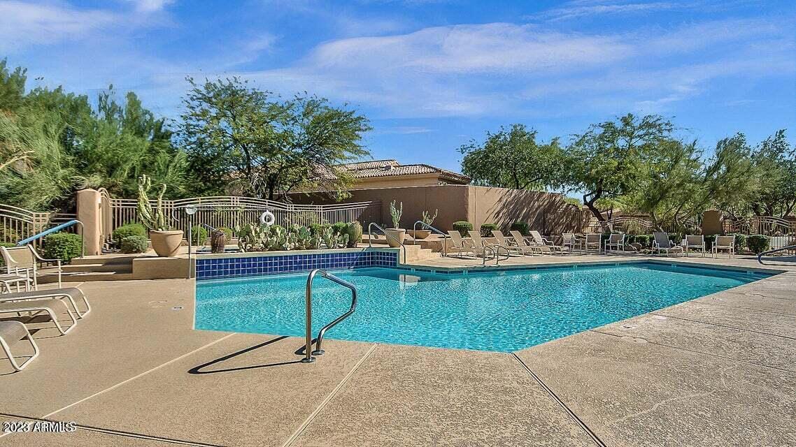 20802 N GRAYHAWK Drive # 1071