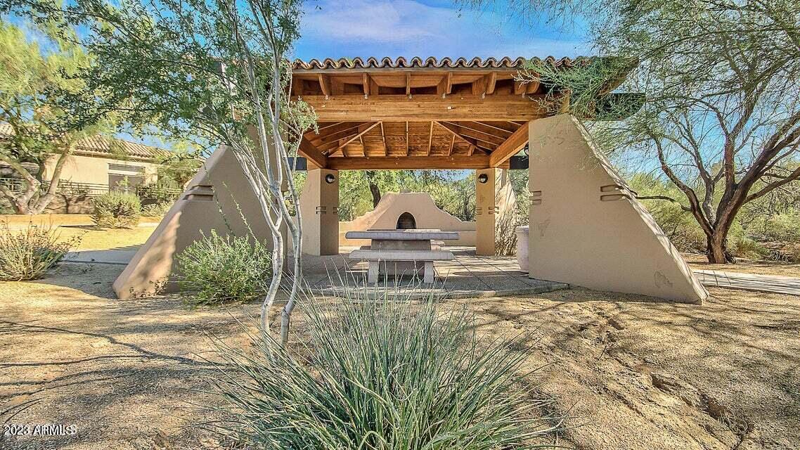 20802 N GRAYHAWK Drive # 1071