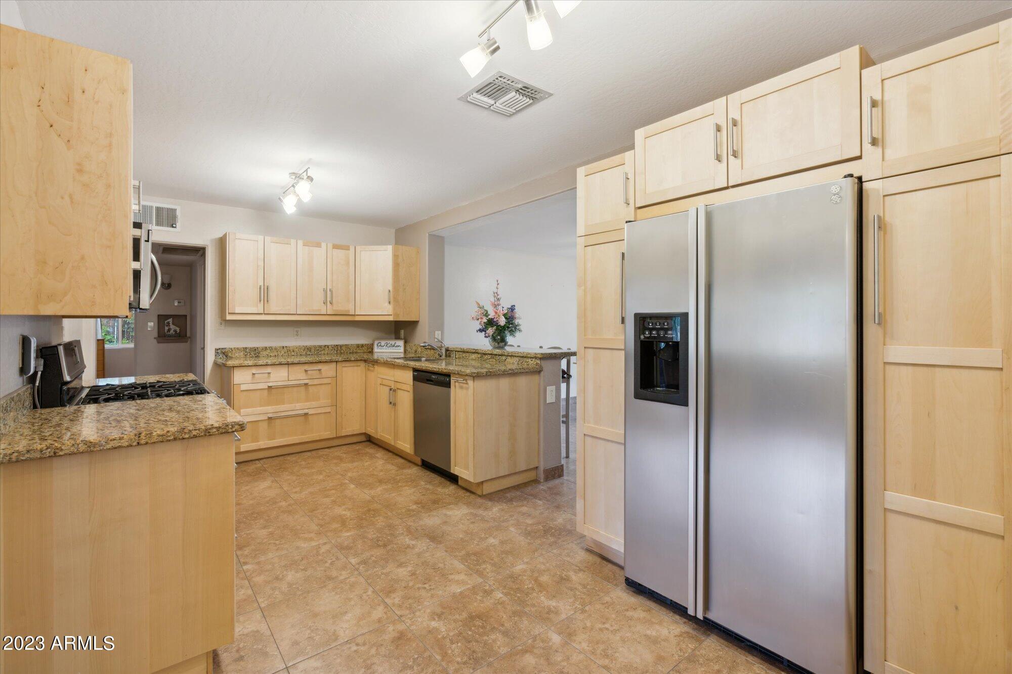 3021 N 47TH Street