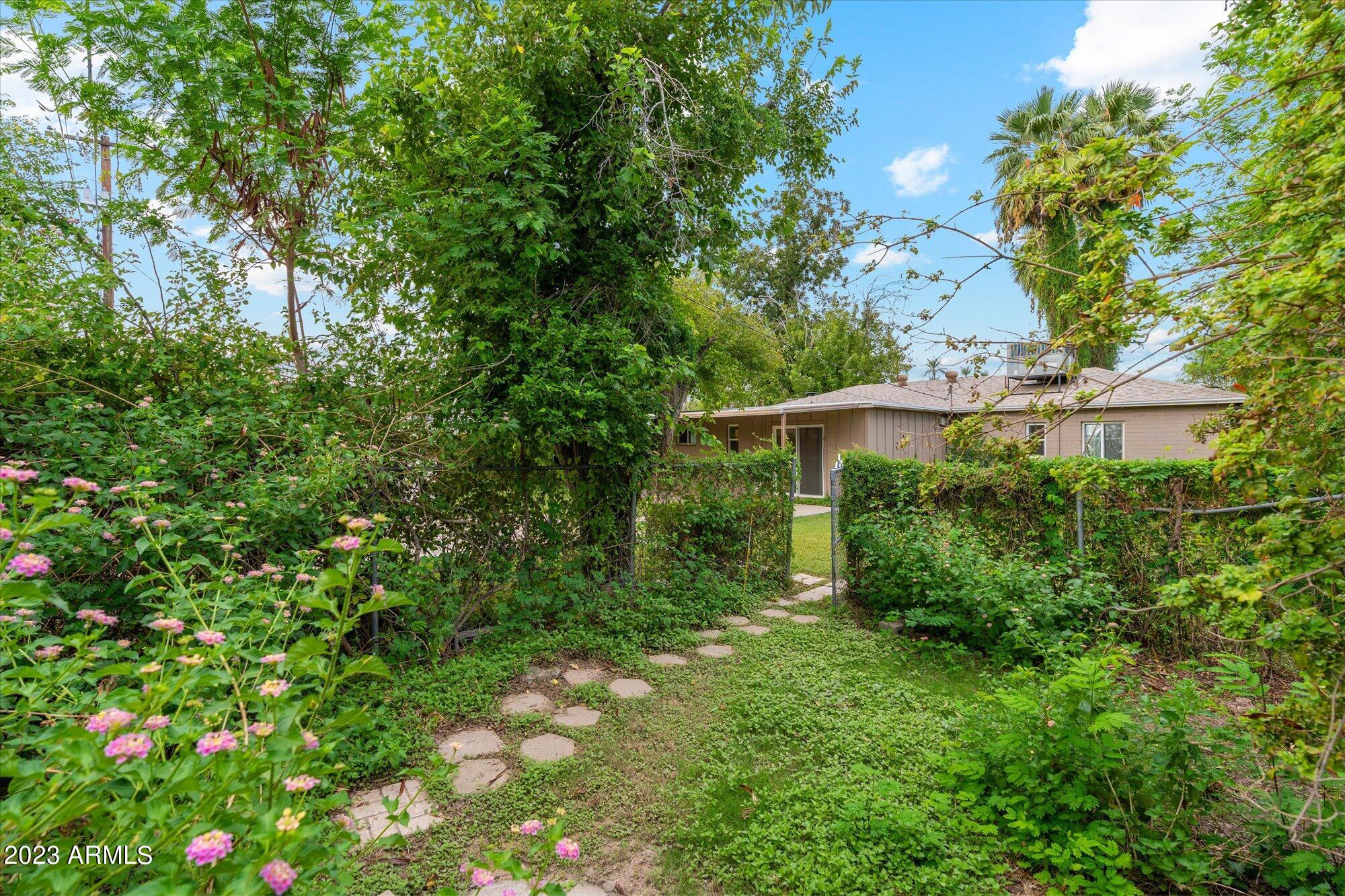 3021 N 47TH Street