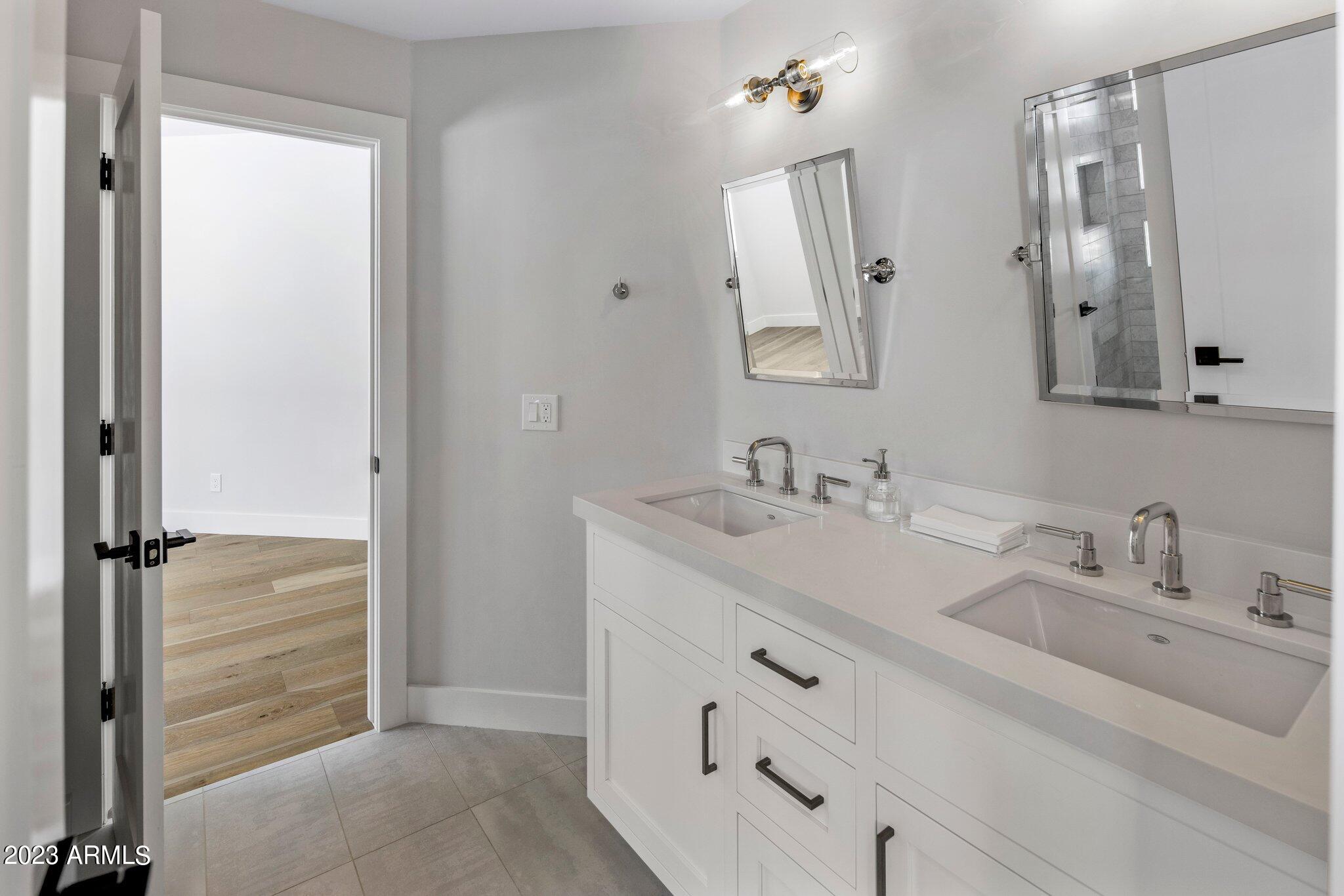 6711 E CAMELBACK Road # 49