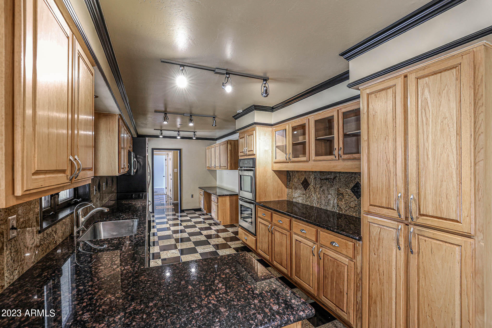 4627 N 64TH Street