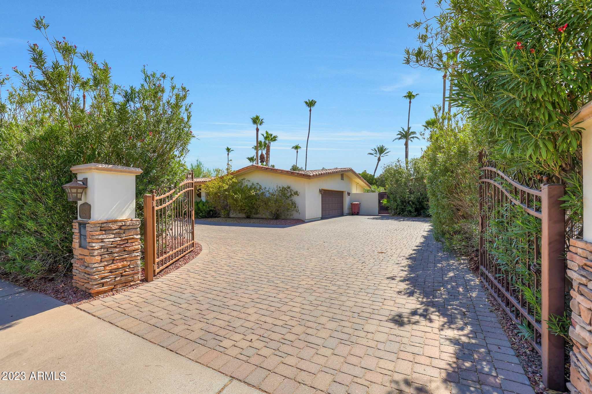 4627 N 64TH Street