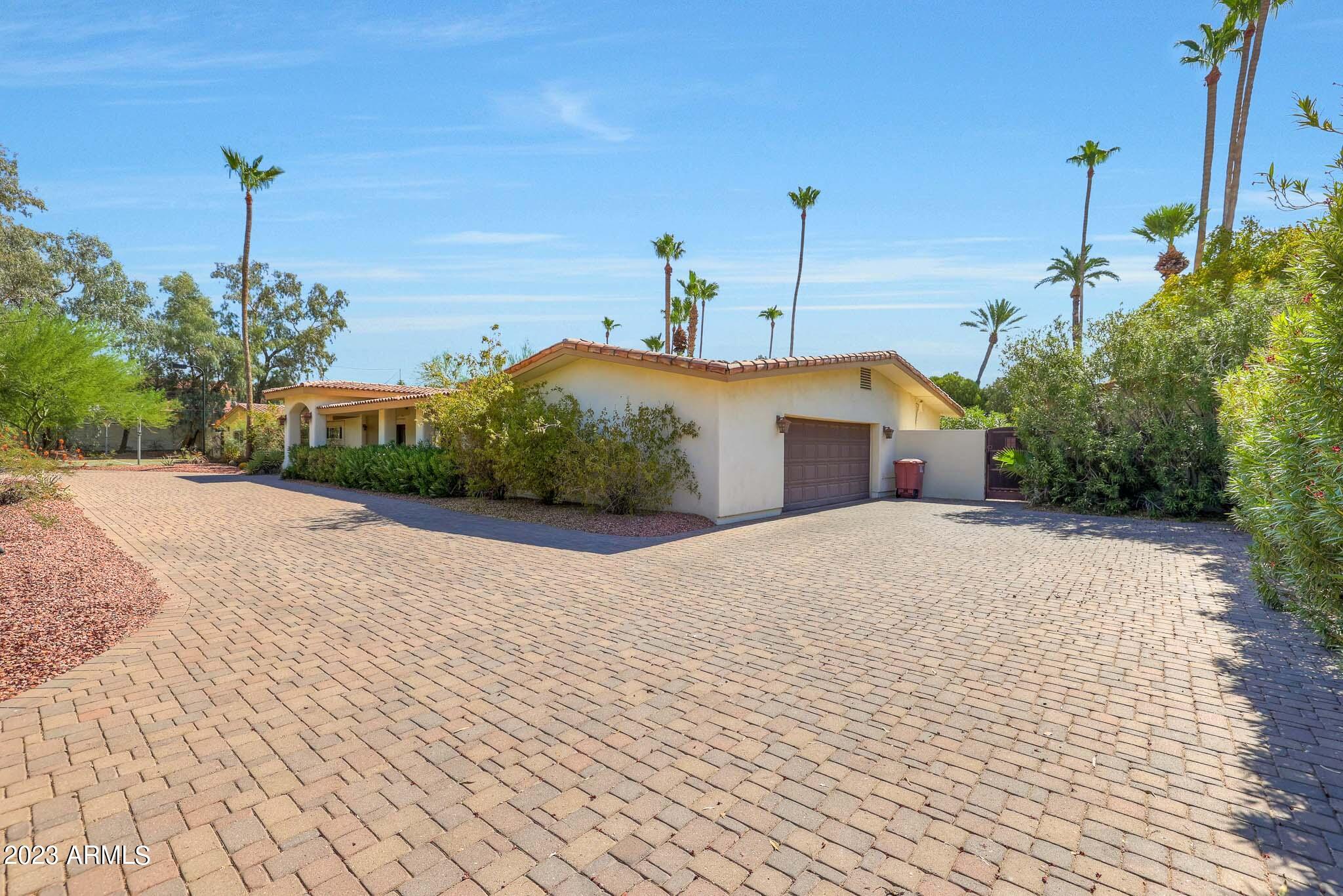 4627 N 64TH Street