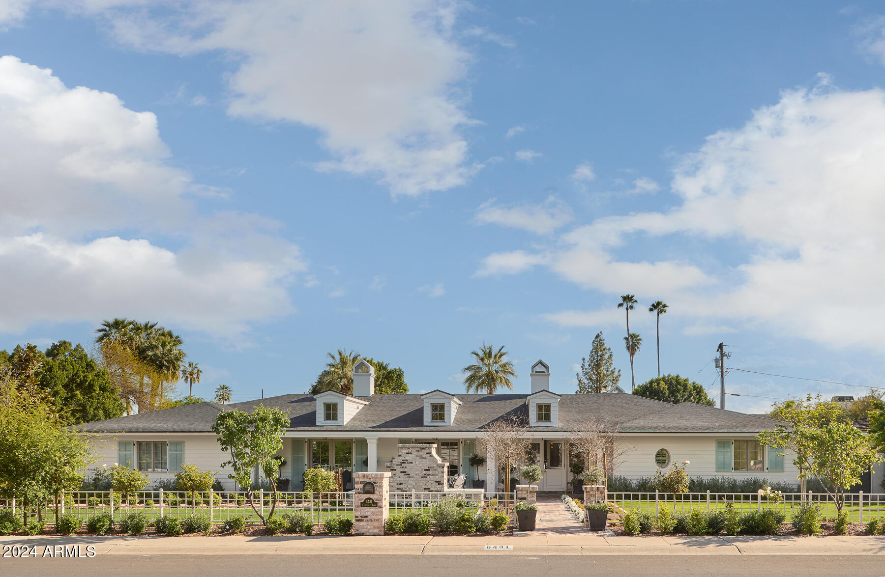 6431 E Calle Rosa --