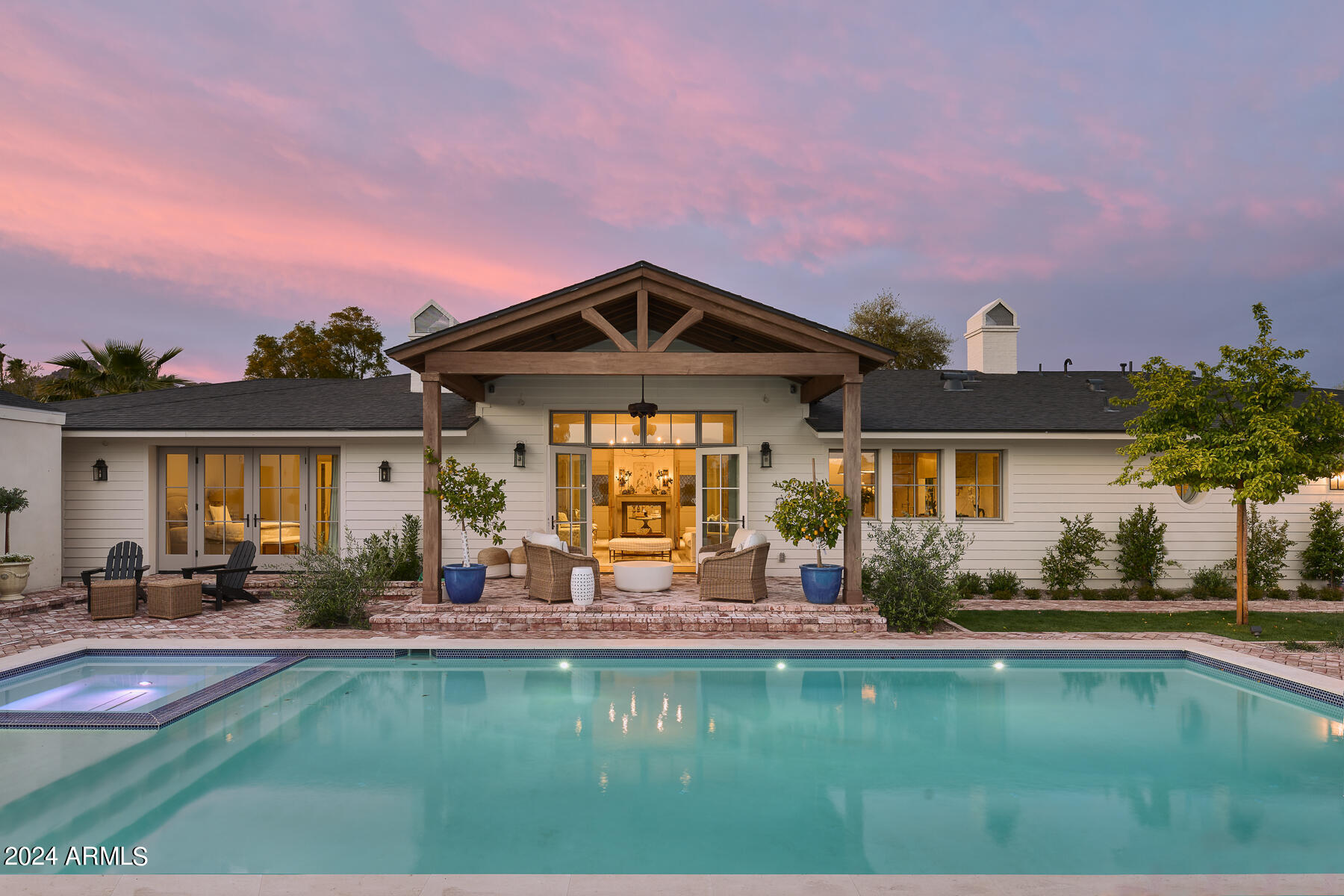 6431 E Calle Rosa --