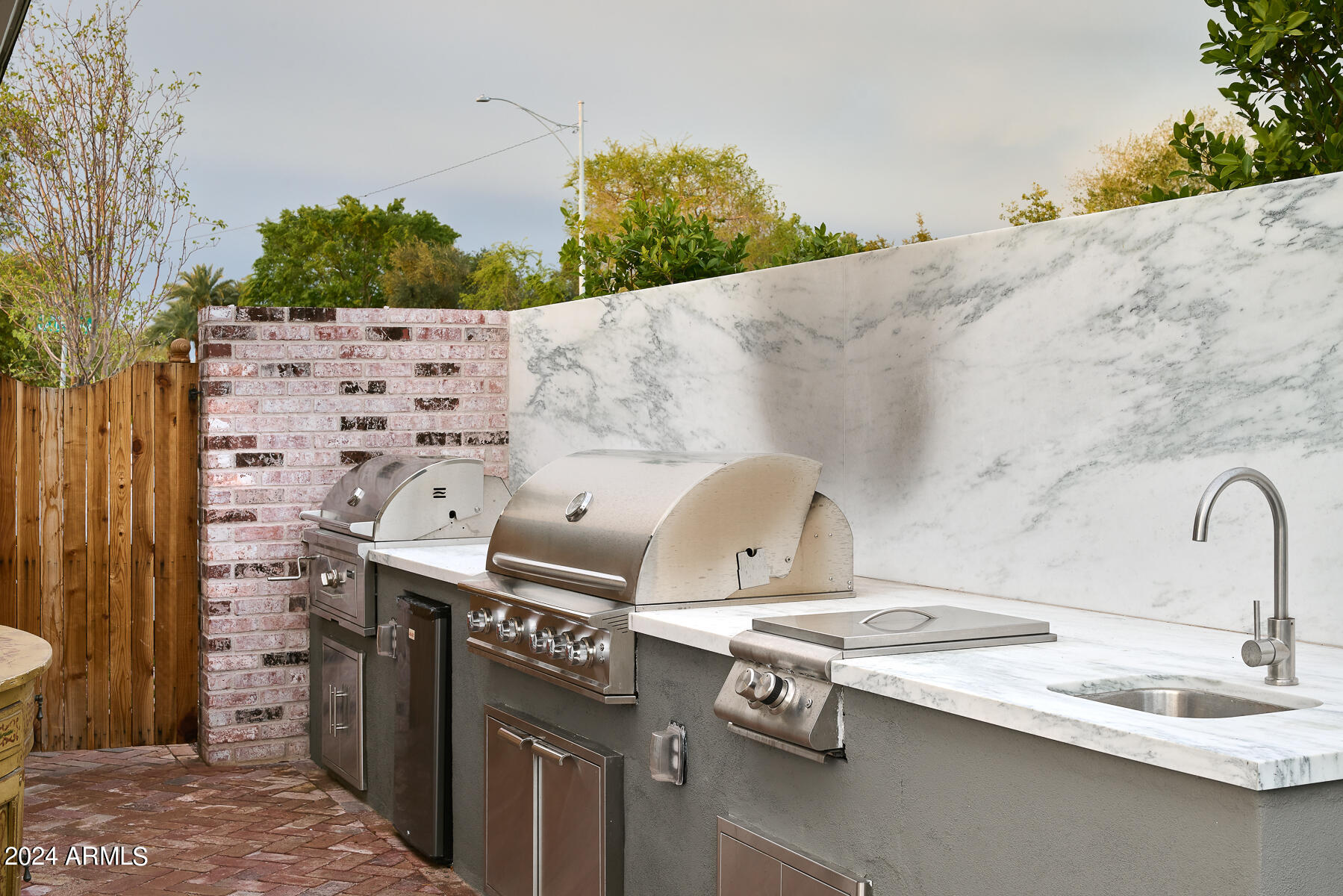 6431 E Calle Rosa --