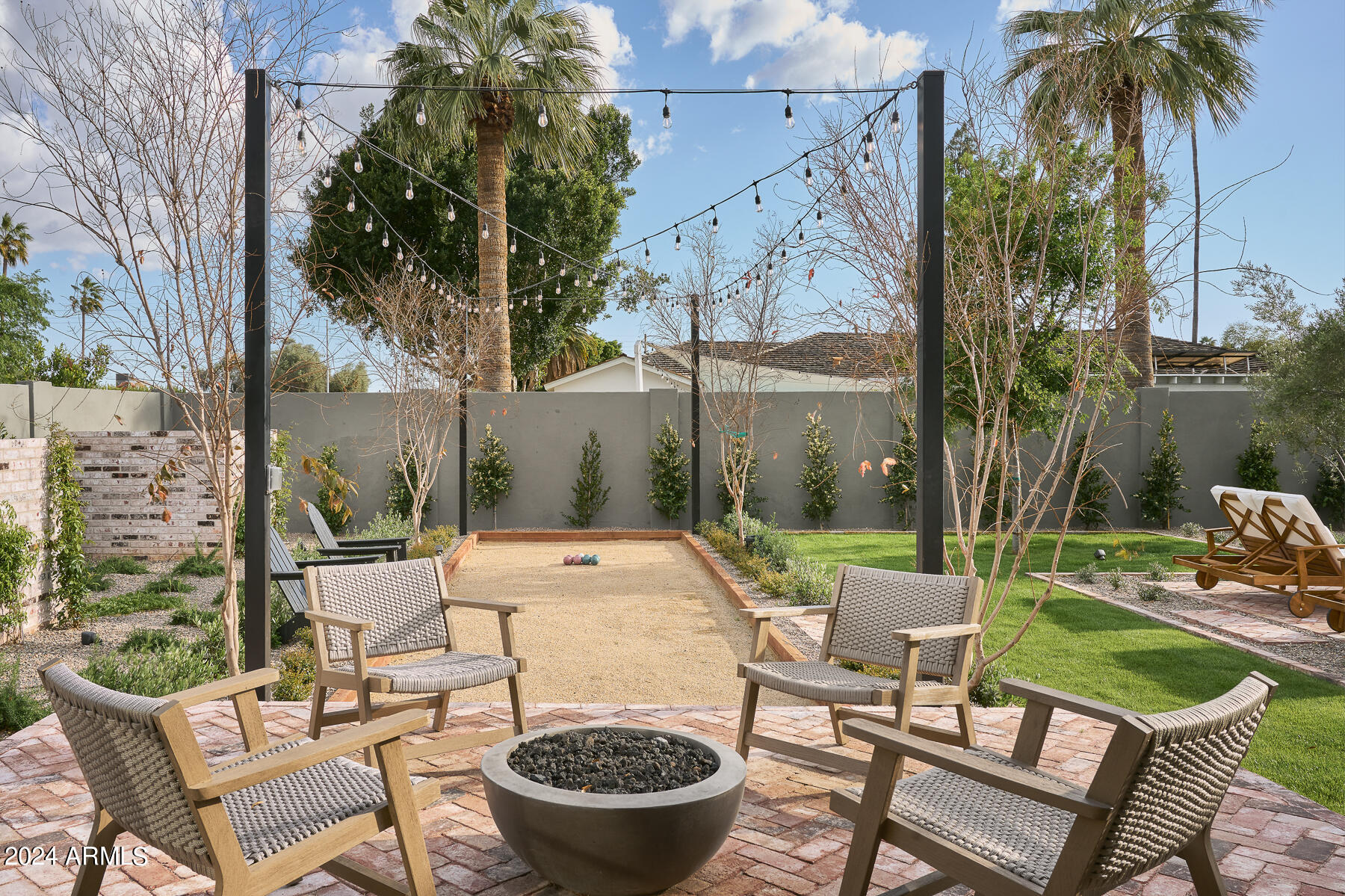 6431 E Calle Rosa --