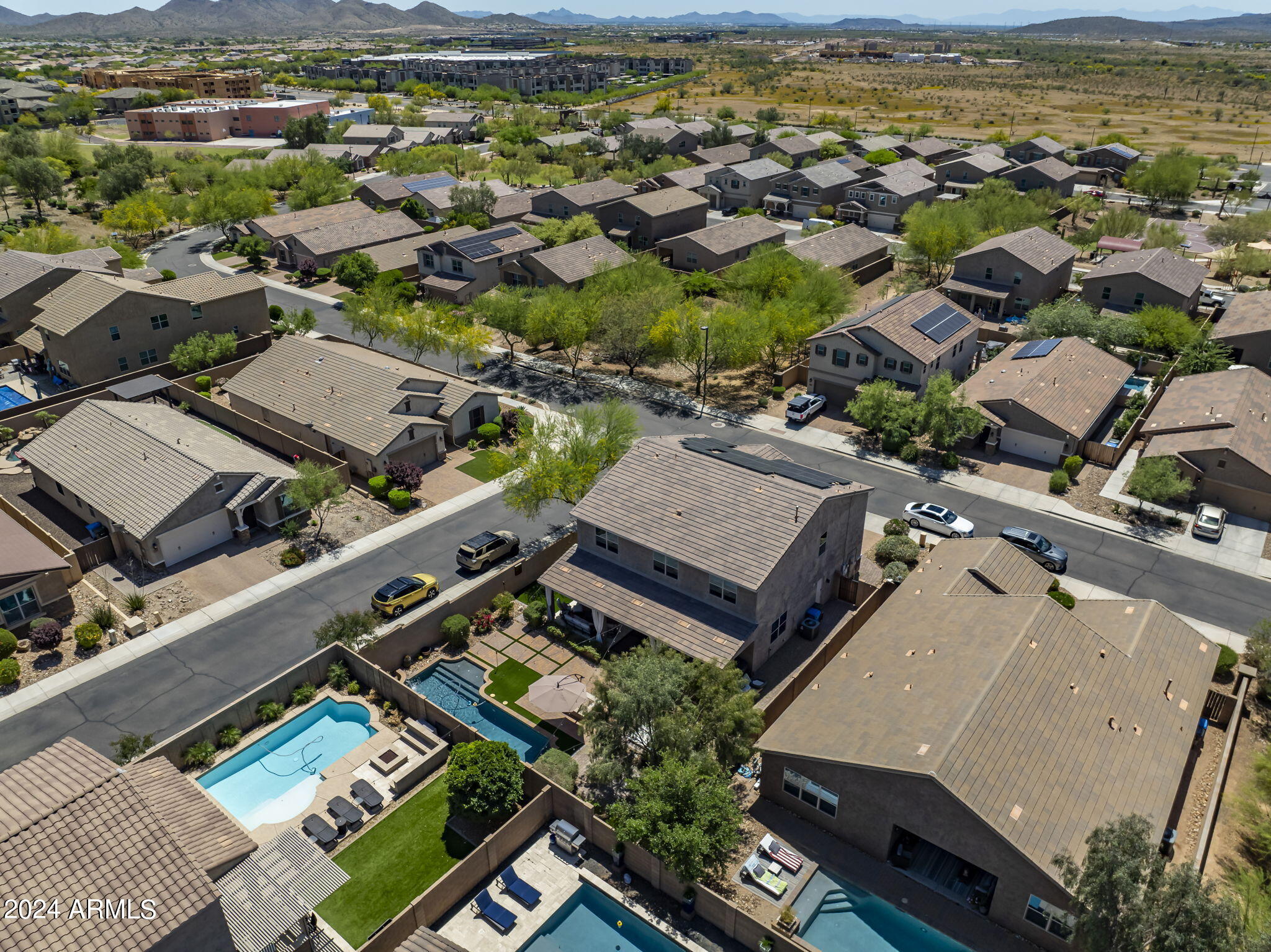 2946 W THORN TREE Drive