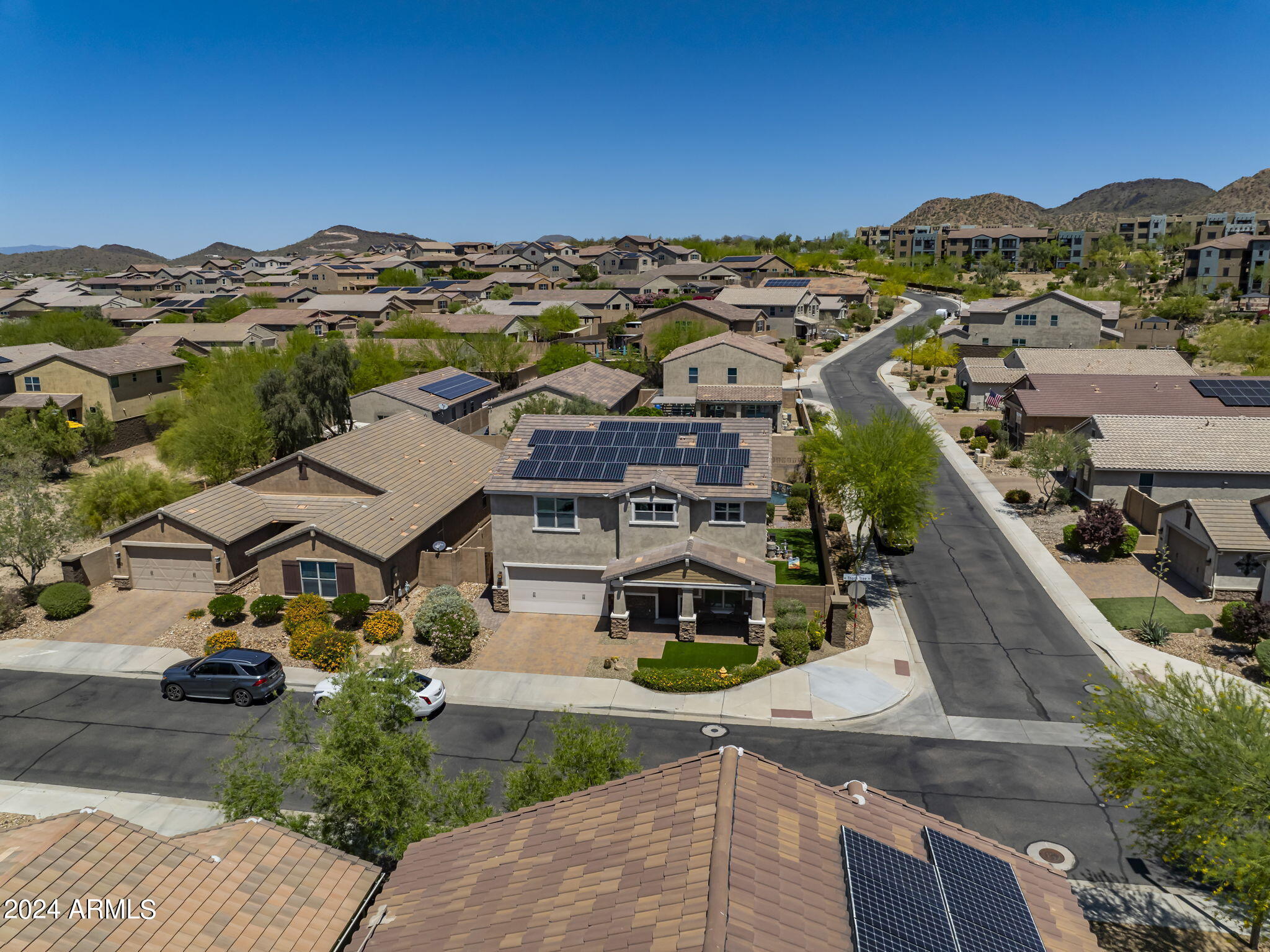 2946 W THORN TREE Drive