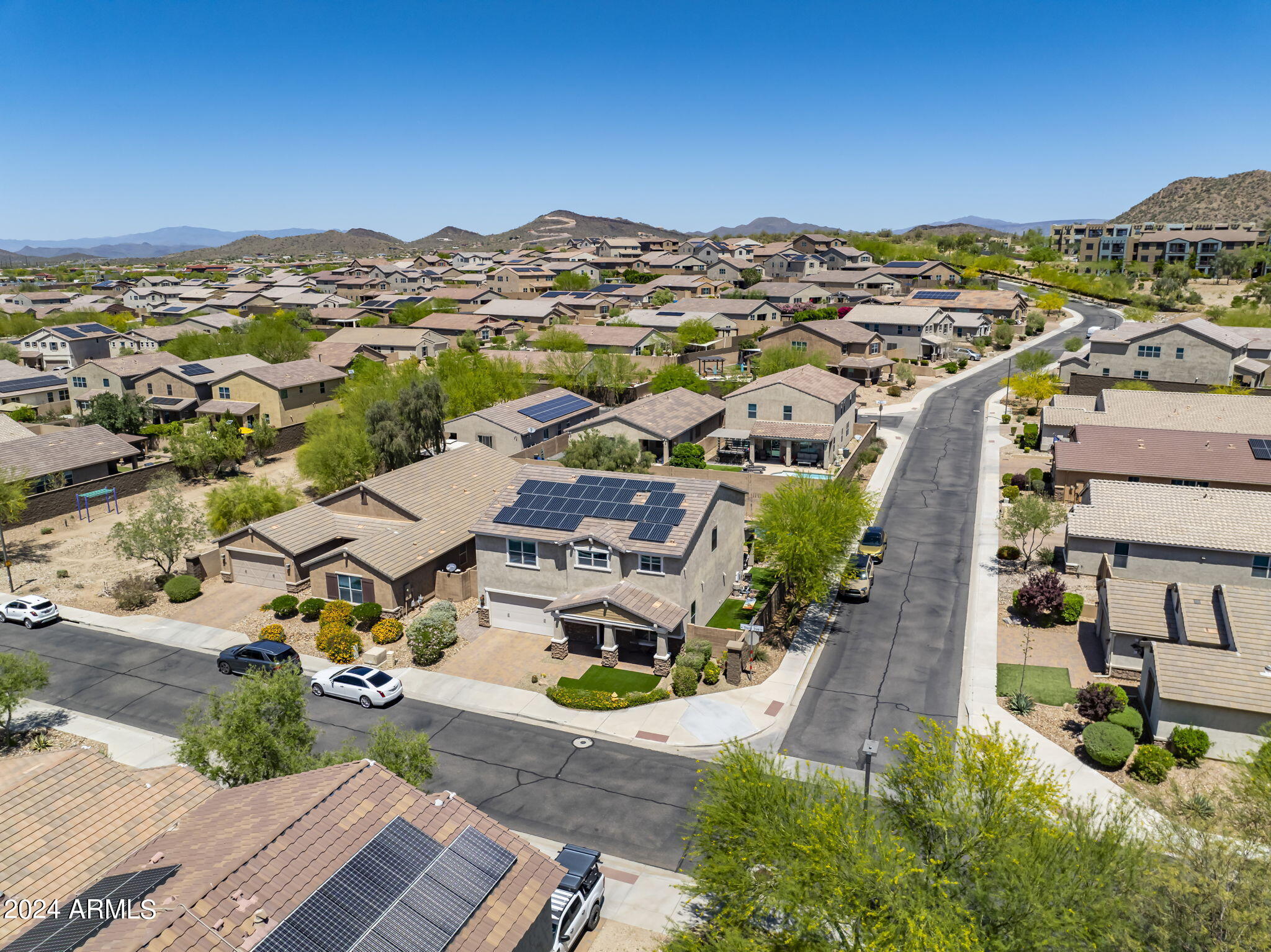 2946 W THORN TREE Drive
