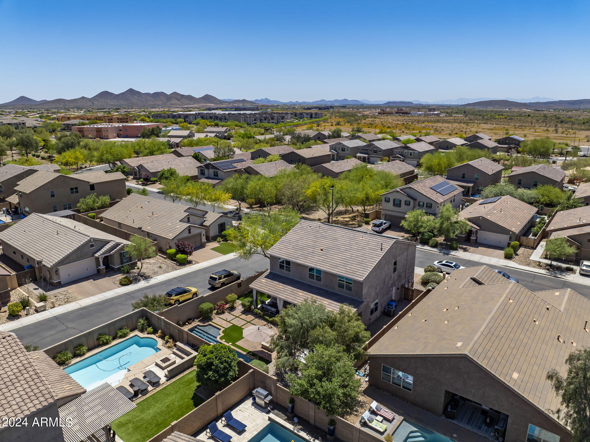 2946 W THORN TREE Drive
